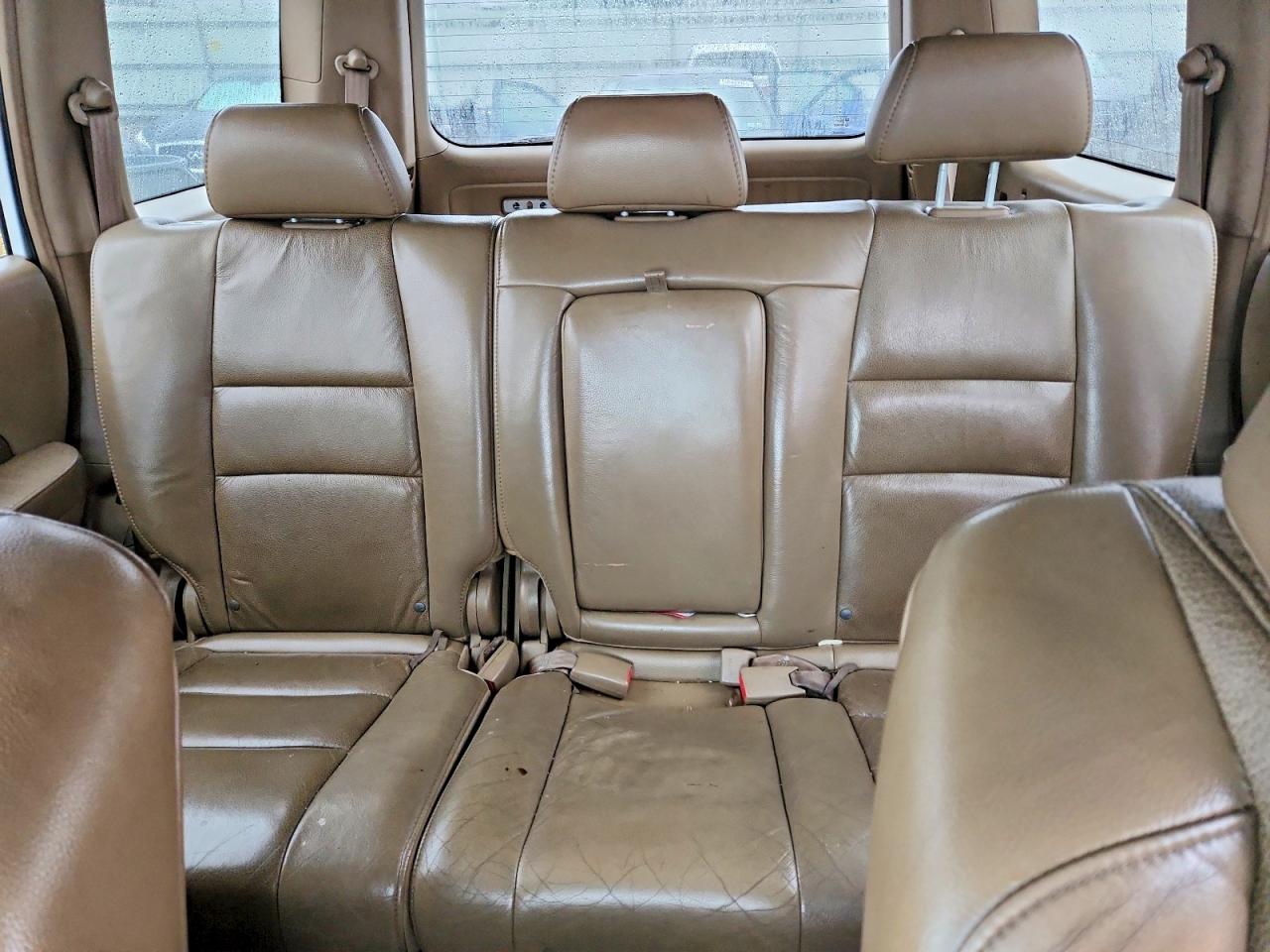 2007 Honda Pilot White vin: 2HKYF18607H536881