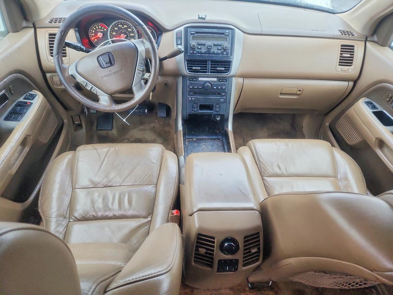 2007 Honda Pilot White vin: 2HKYF18607H536881