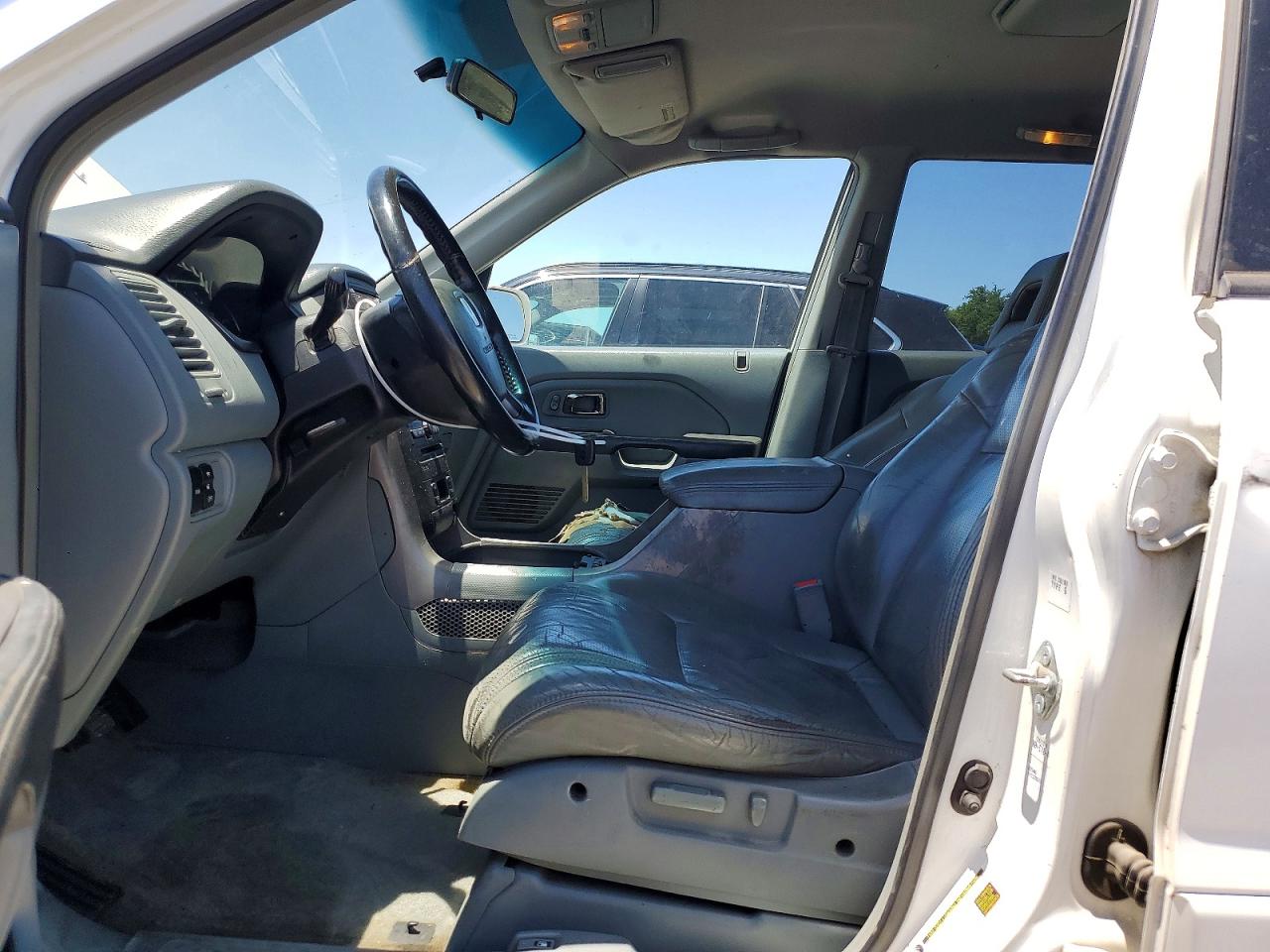 2004 Honda Pilot Exl White vin: 2HKYF18614H615441
