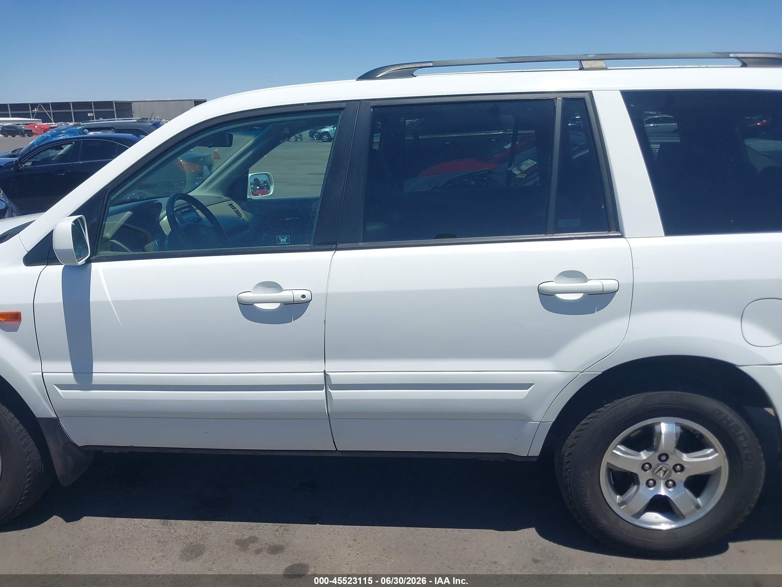 2006 Honda Pilot Ex-l White vin: 2HKYF18616H520106