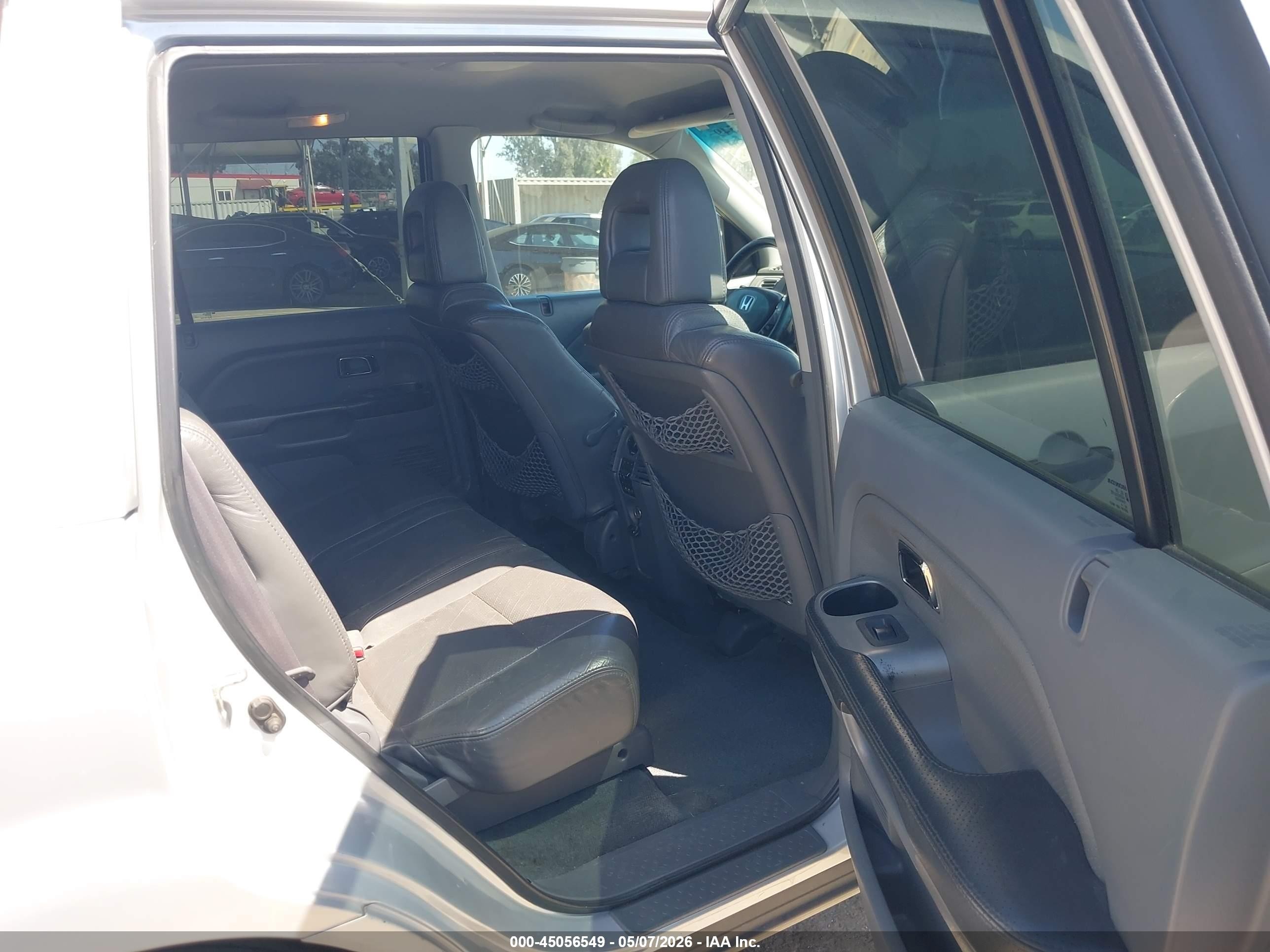 2004 Honda Pilot Ex-l Silver vin: 2HKYF18634H598836