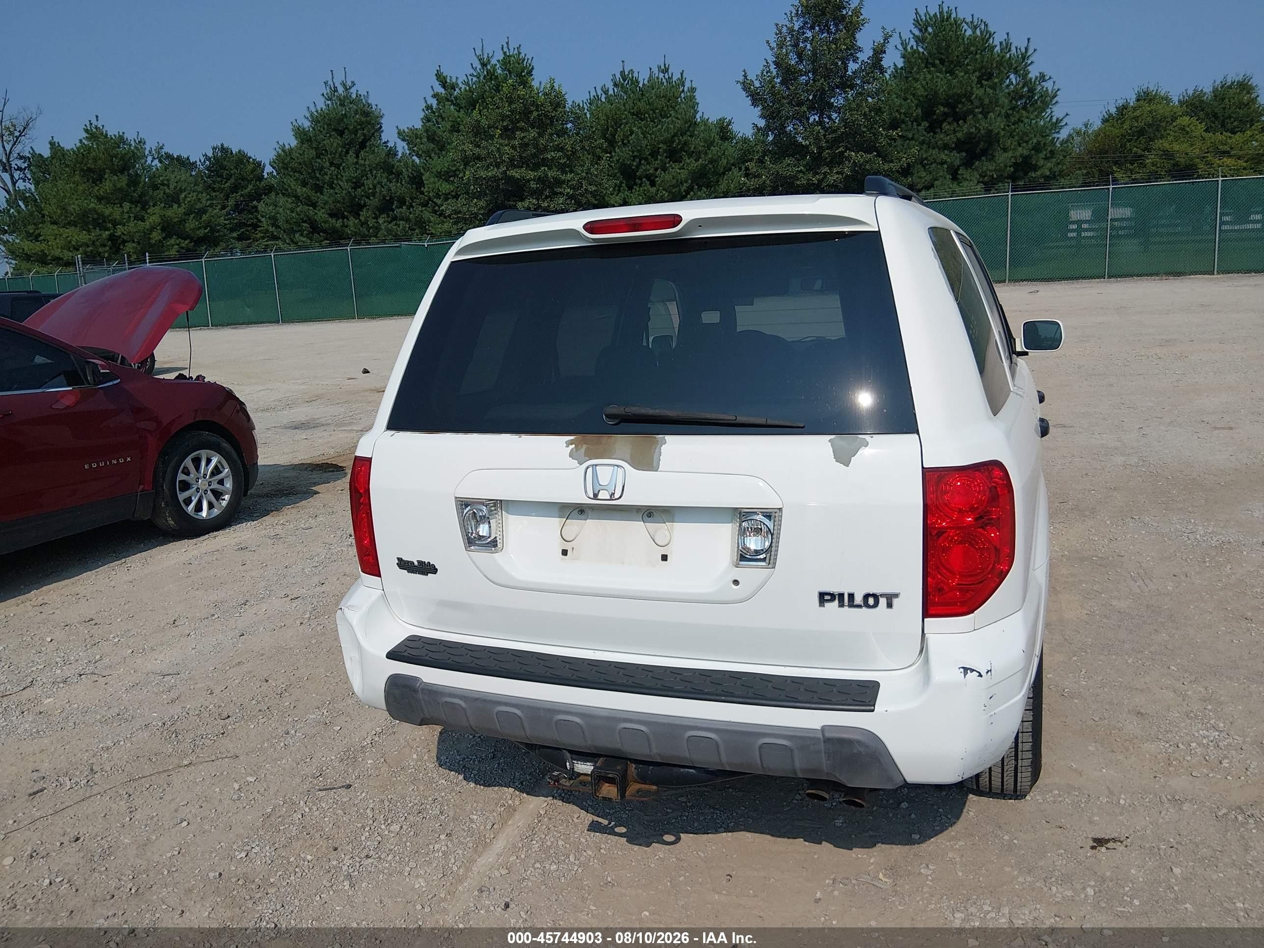 2005 Honda Pilot Ex-l White vin: 2HKYF18655H516560