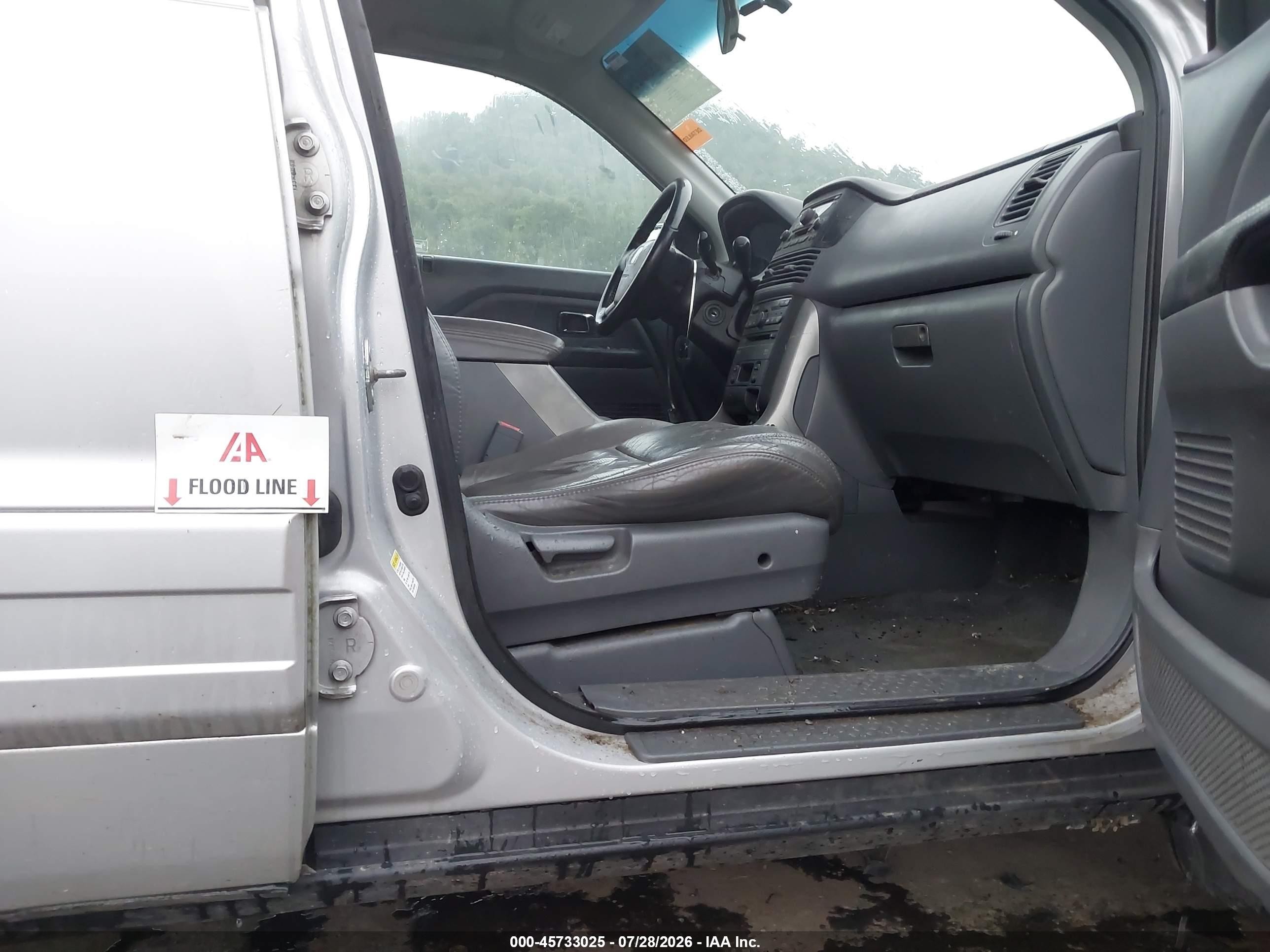 2004 Honda Pilot Ex-l Silver vin: 2HKYF18694H590949
