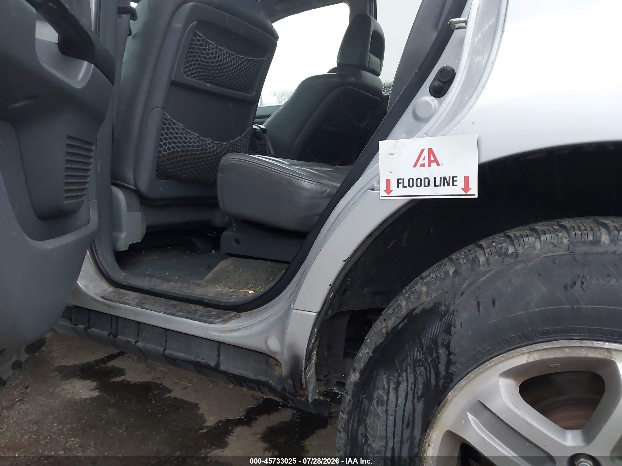 2004 Honda Pilot Ex-l Silver vin: 2HKYF18694H590949