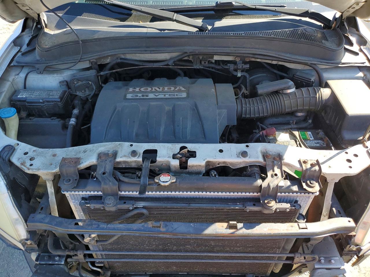 2005 Honda Pilot Exl Silver vin: 2HKYF186X5H508230