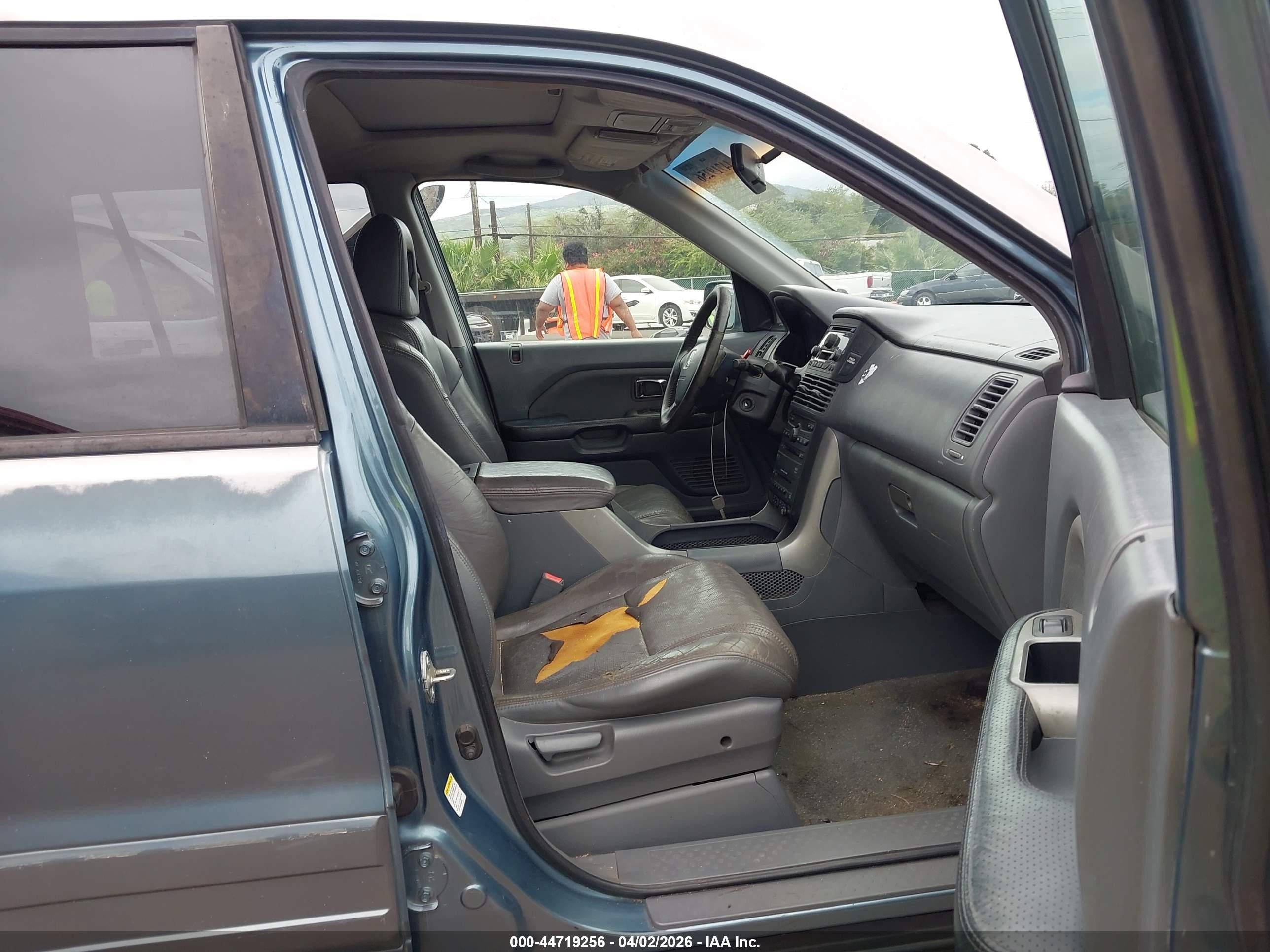 2005 Honda Pilot Ex-l Gray vin: 2HKYF186X5H509300