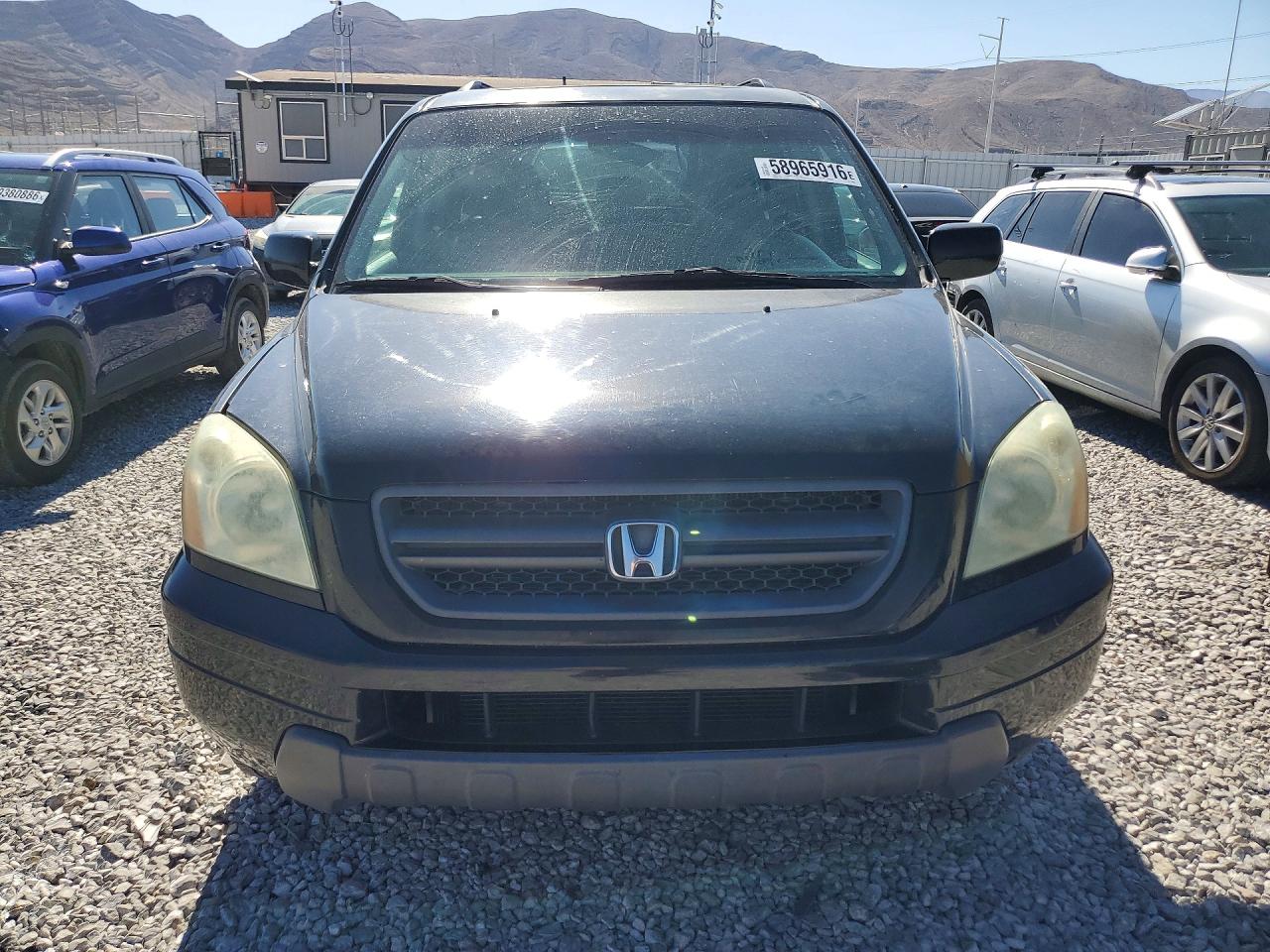 2005 Honda Pilot Exl Black vin: 2HKYF186X5H510060