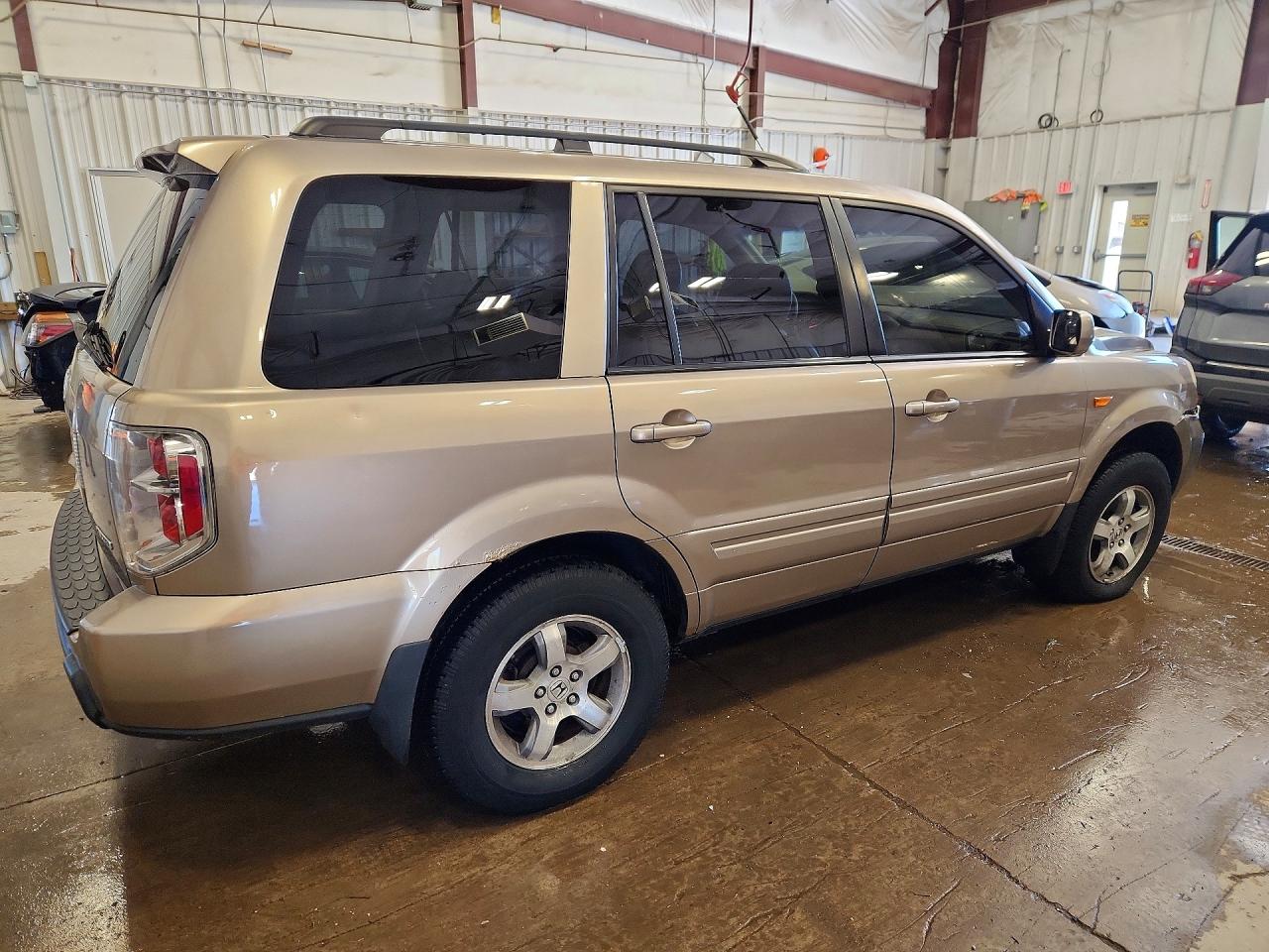 2006 Honda Pilot Ex Gold vin: 2HKYF18716H557620