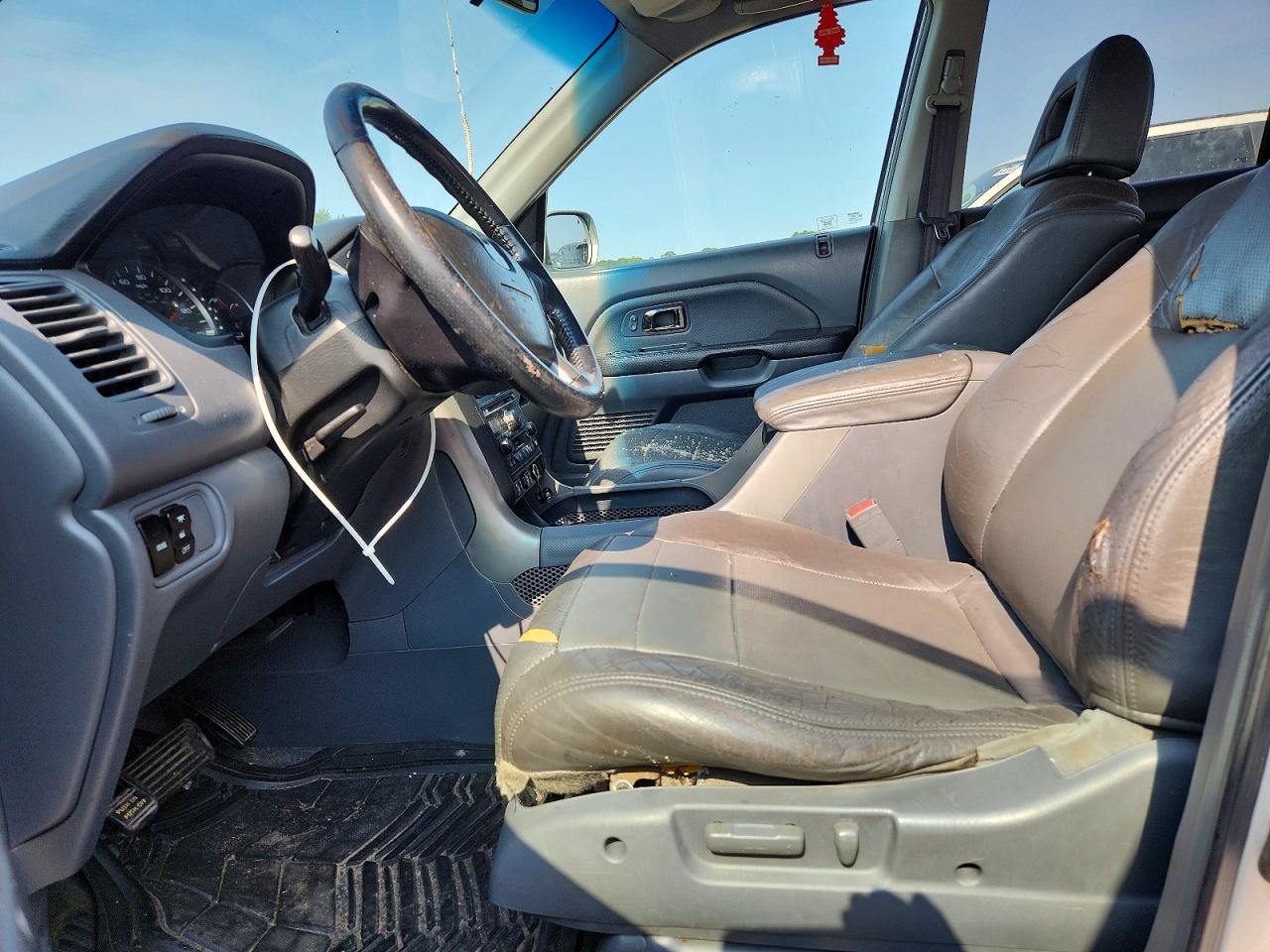 2004 Honda Pilot Exl Silver vin: 2HKYF18734H537639