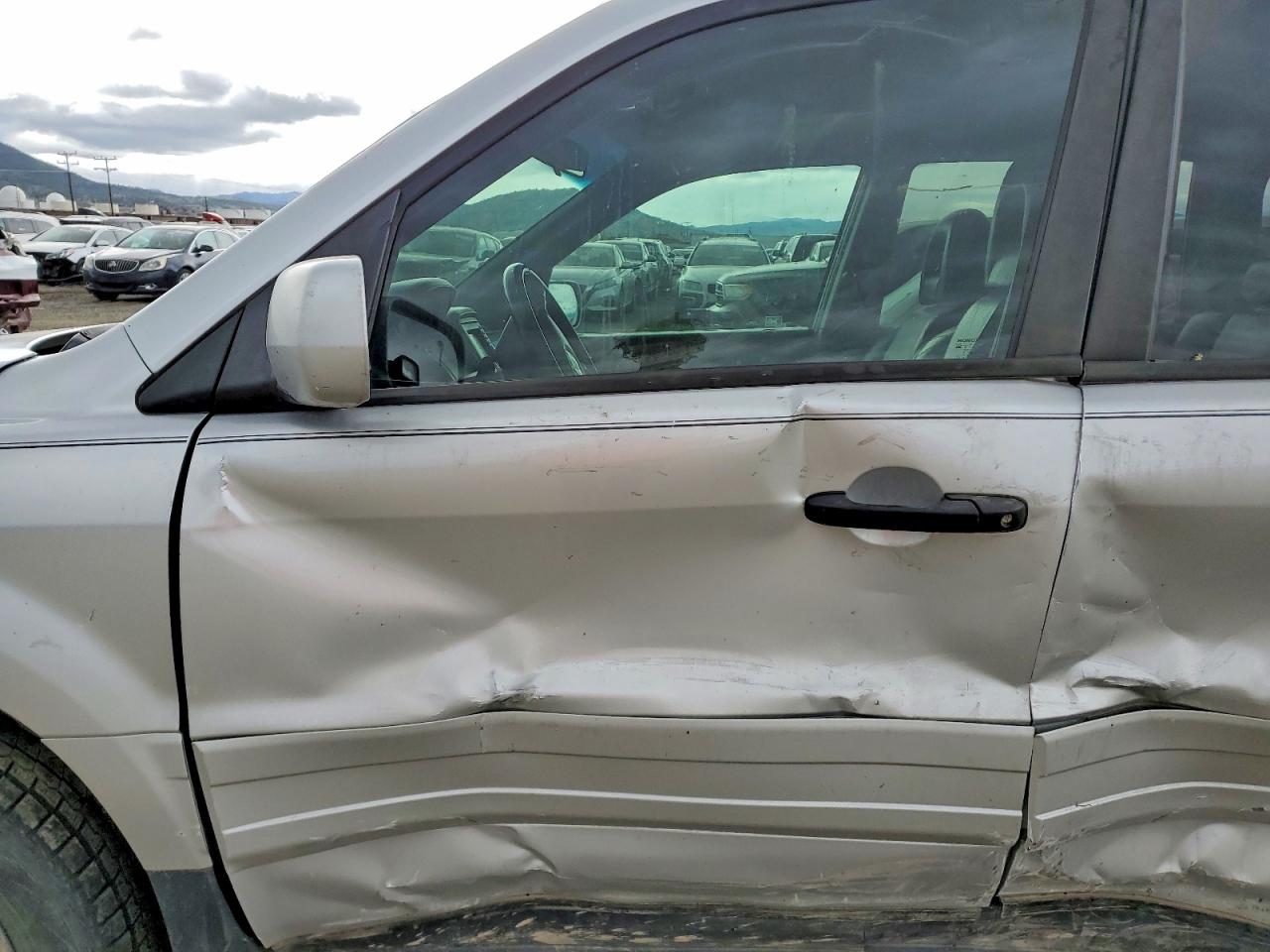 2004 Honda Pilot Exl Silver vin: 2HKYF18744H582945