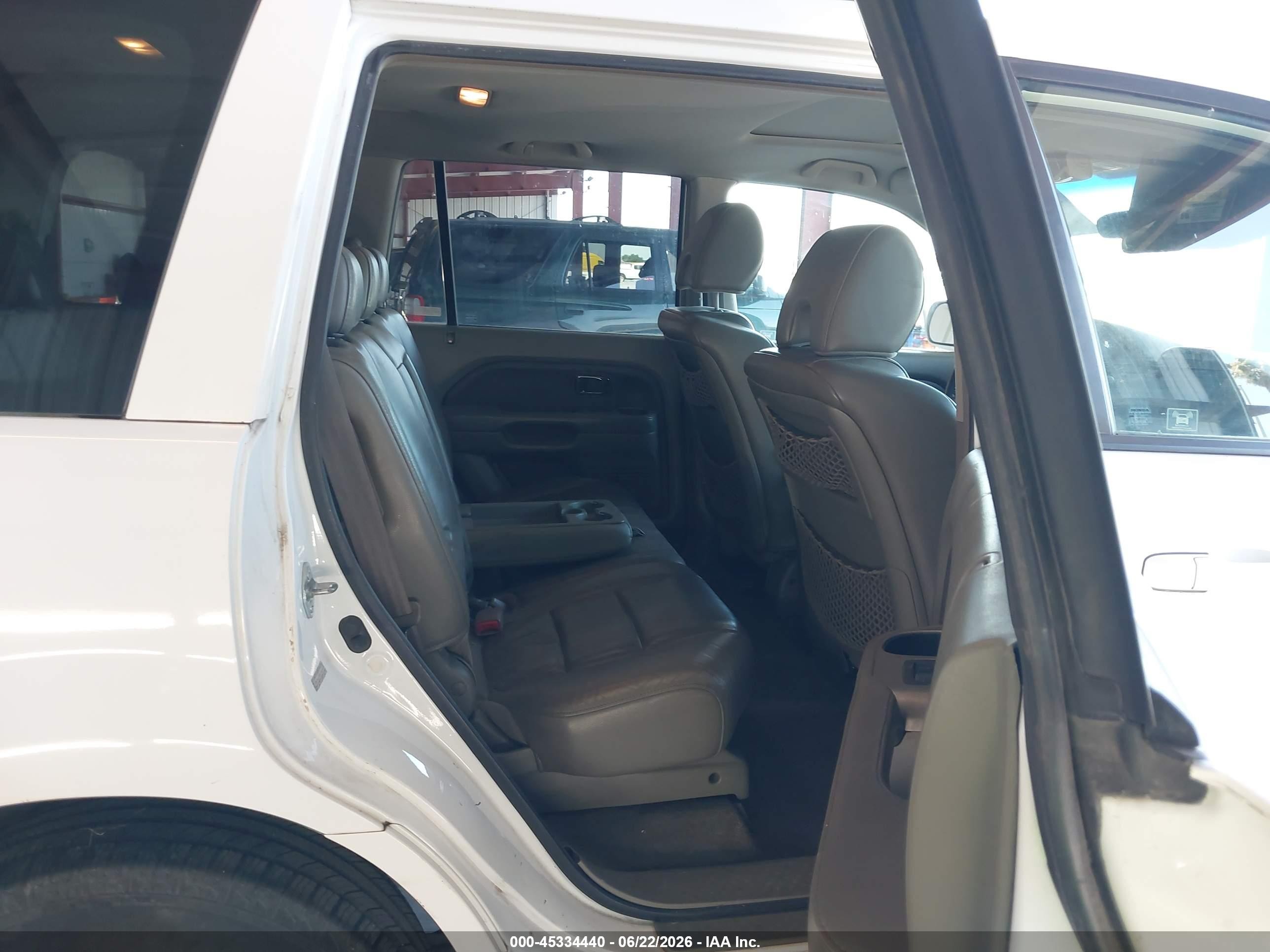 2006 Honda Pilot Ex-l White vin: 2HKYF18766H548203