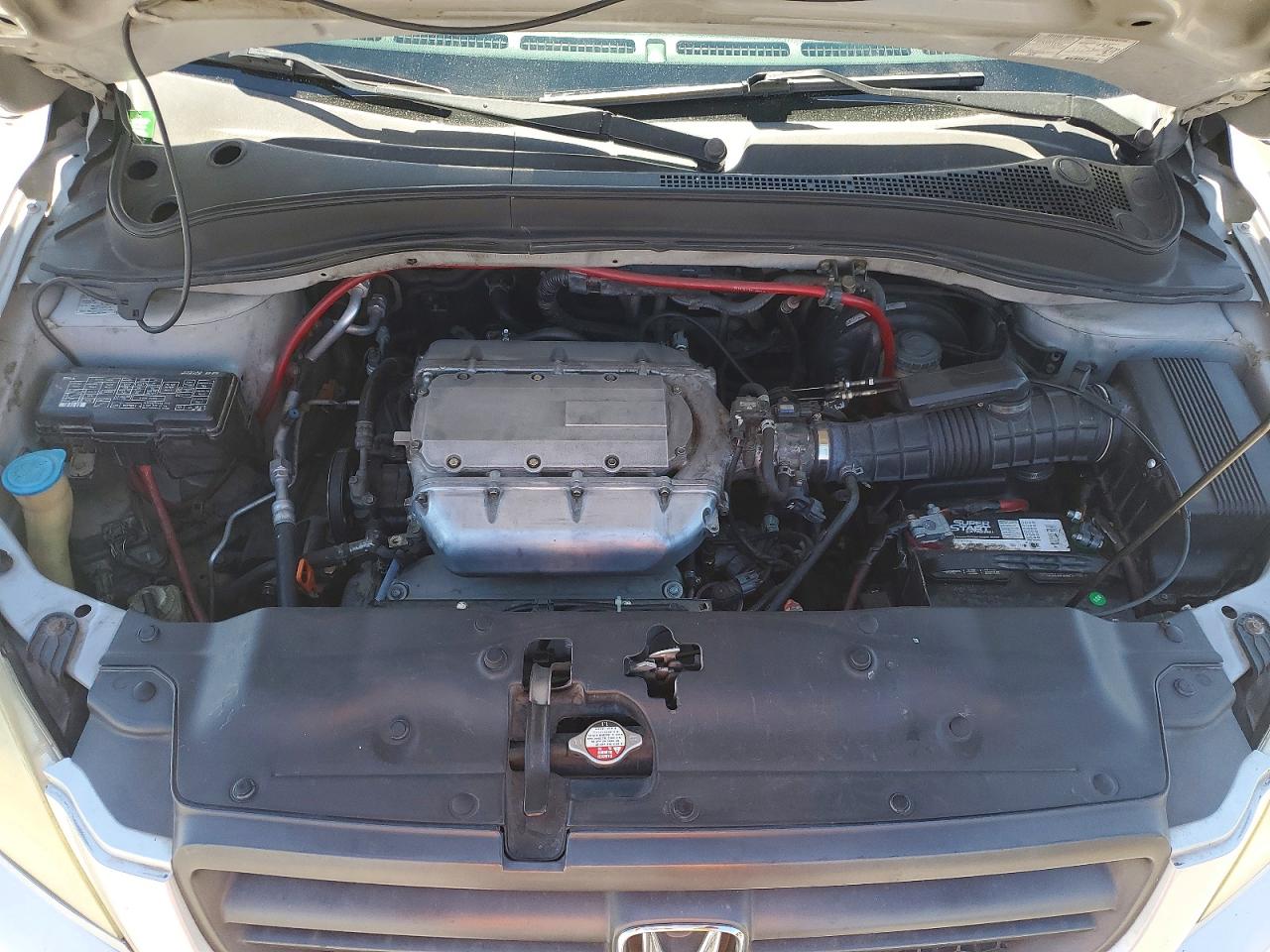 2004 Honda Pilot Exl Silver vin: 2HKYF187X4H573358
