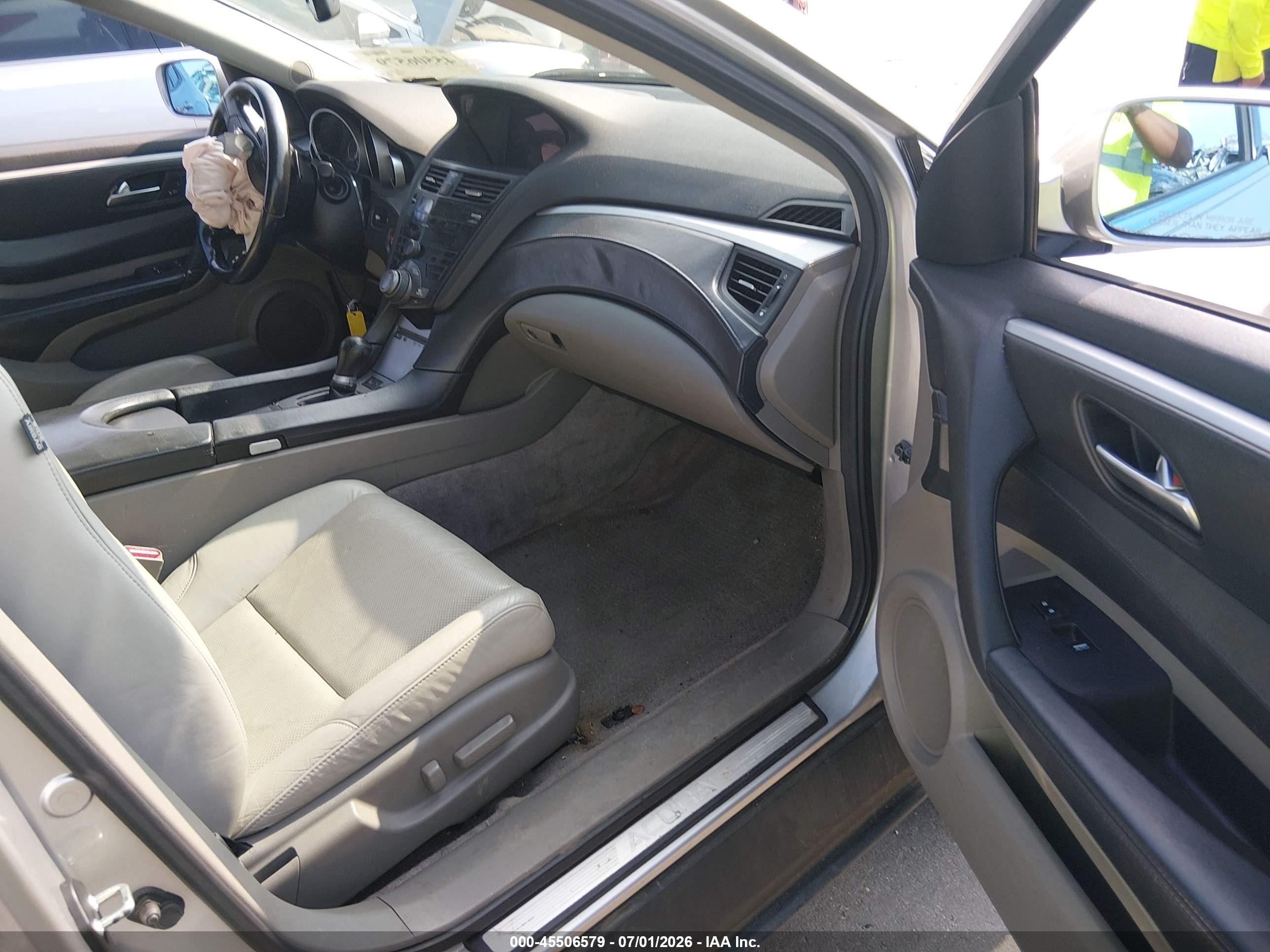 2010 Acura Zdx   Silver vin: 2HNYB1H40AH503044