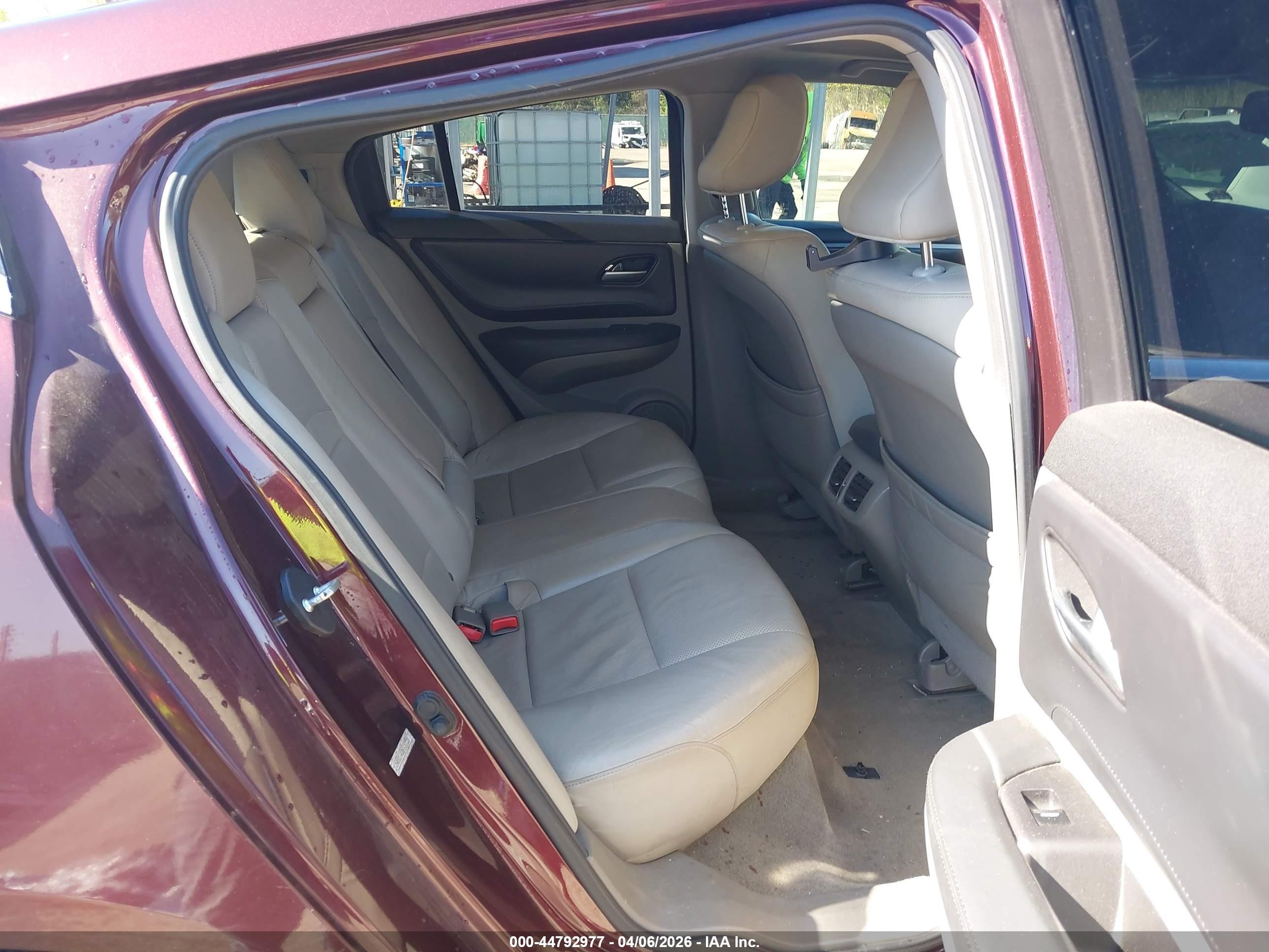 2011 Acura Zdx   Burgundy vin: 2HNYB1H43BH500723