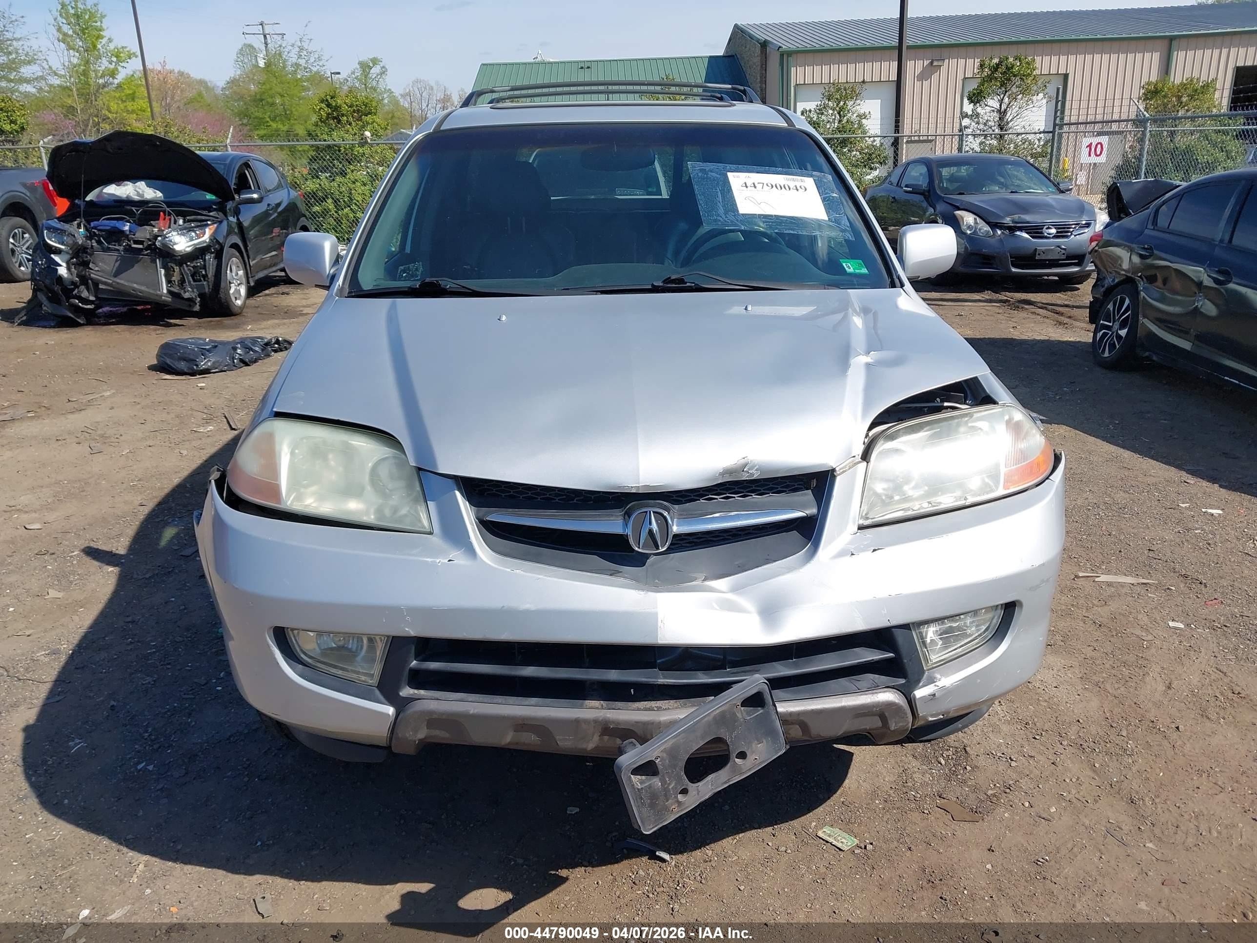 2002 Acura Mdx   Silver vin: 2HNYD18242H516101