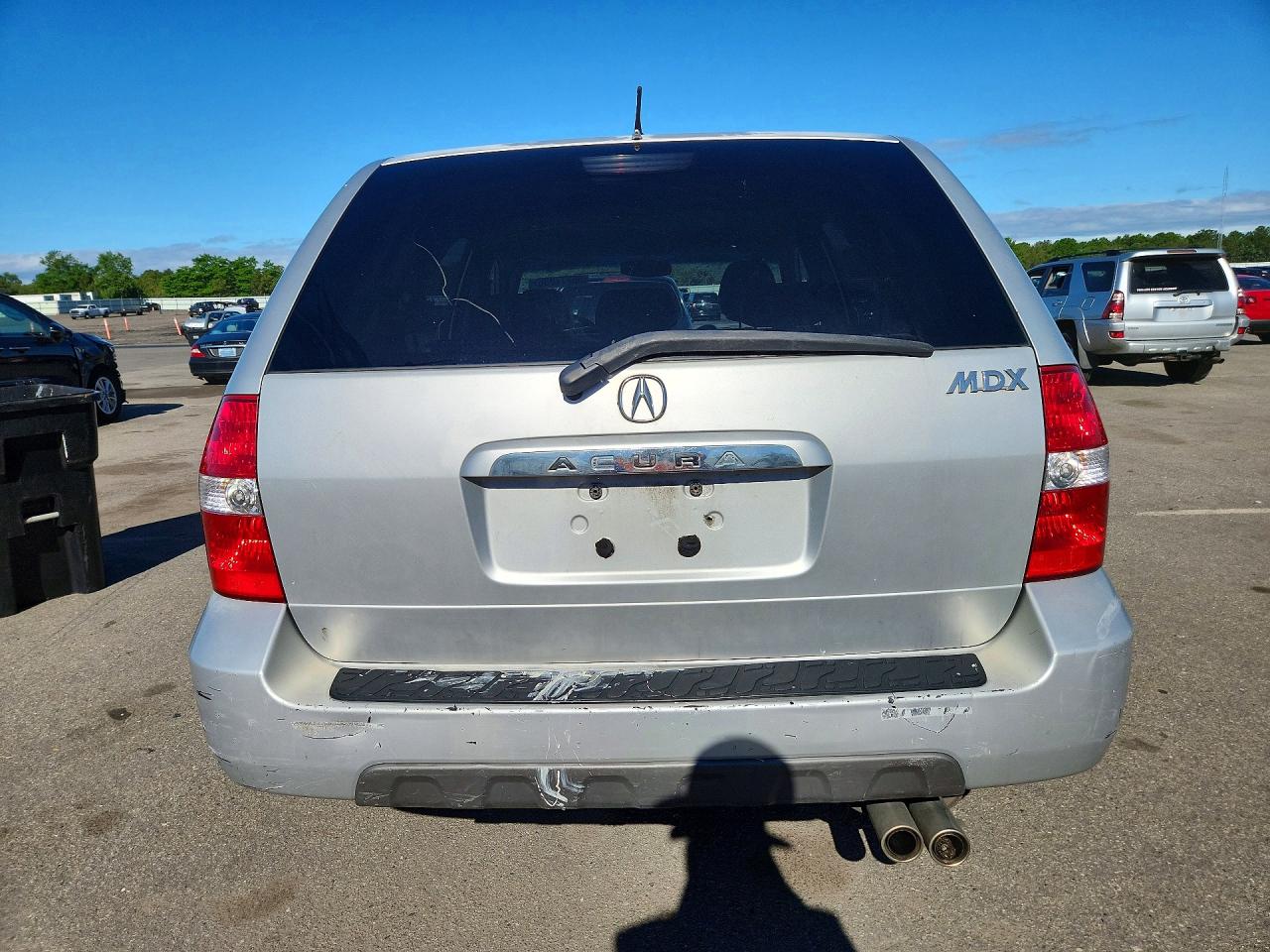 2001 Acura Mdx Silver vin: 2HNYD18261H521895