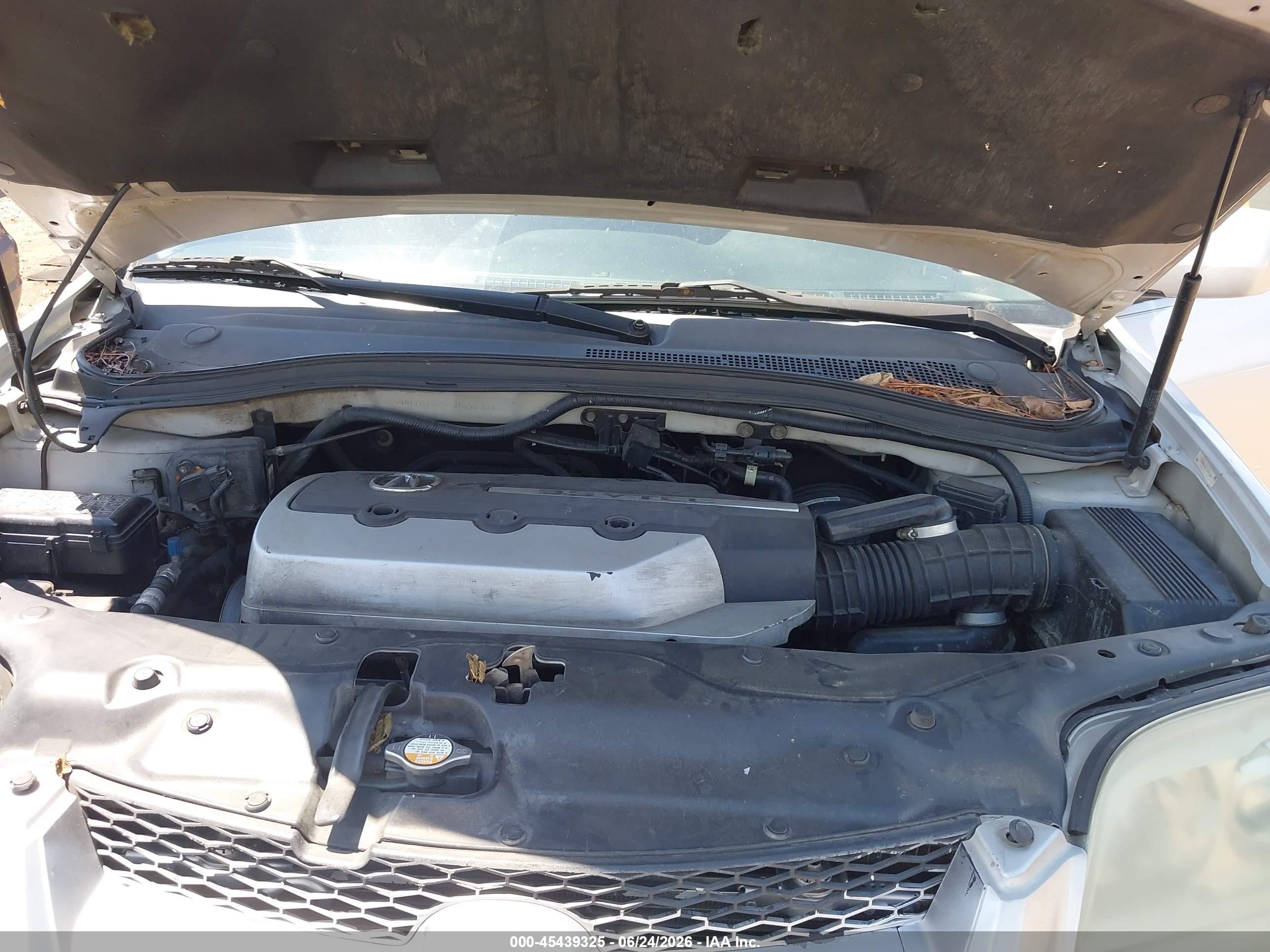 2005 Acura Mdx Silver vin: 2HNYD18265H538931