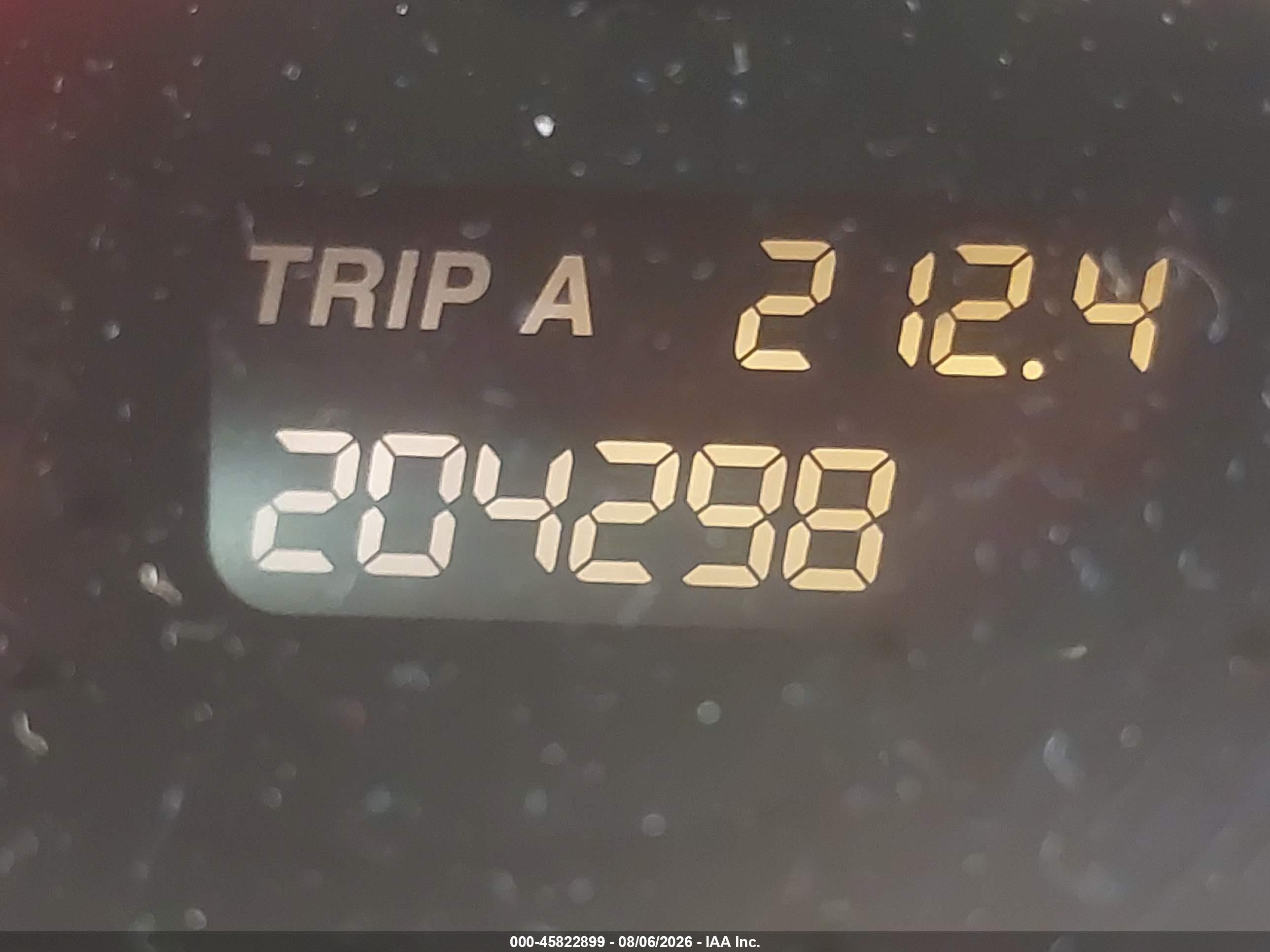 2004 Acura Mdx   Red vin: 2HNYD18604H508602