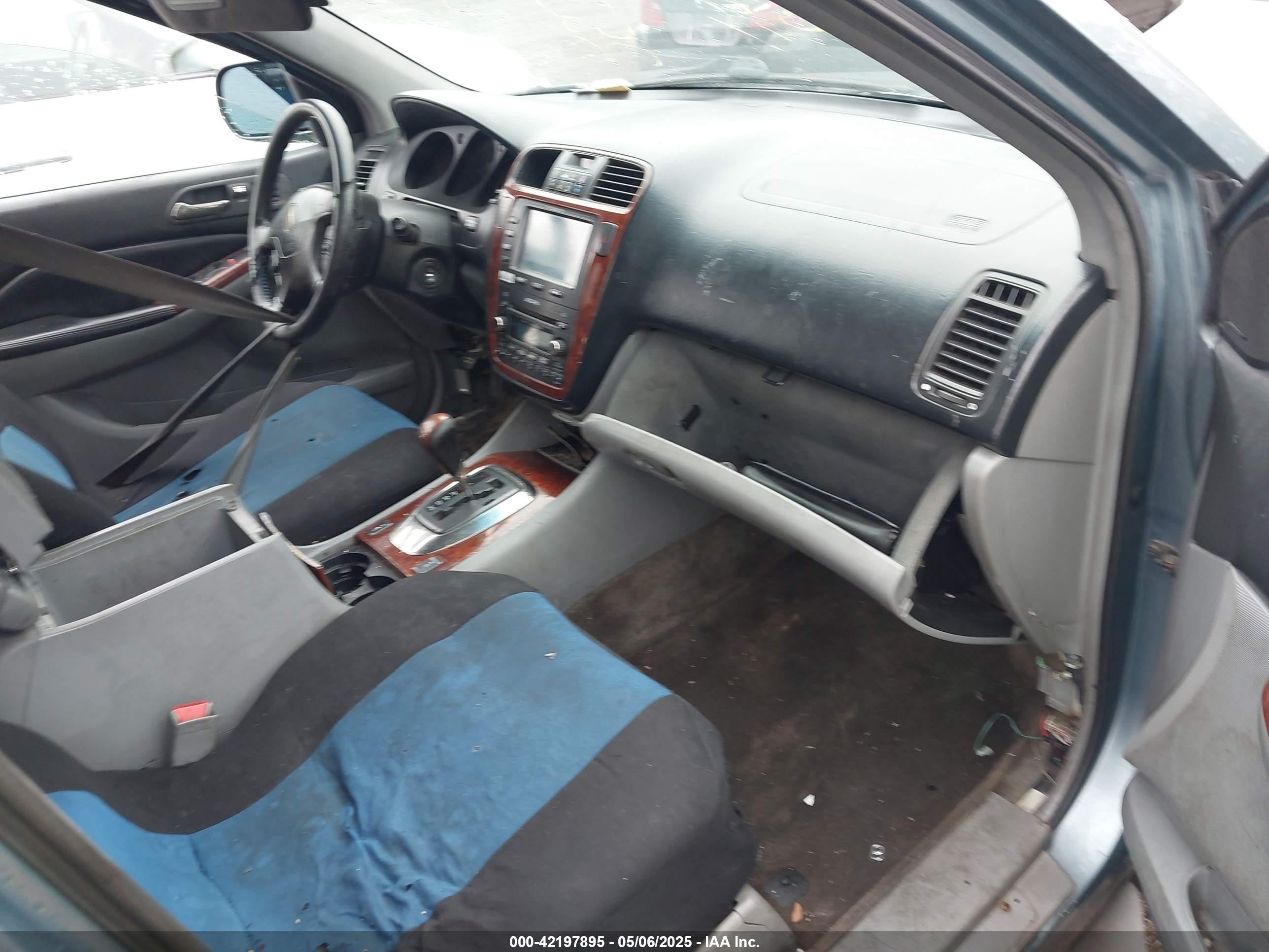 2005 Acura Mdx   Blue vin: 2HNYD18635H511141