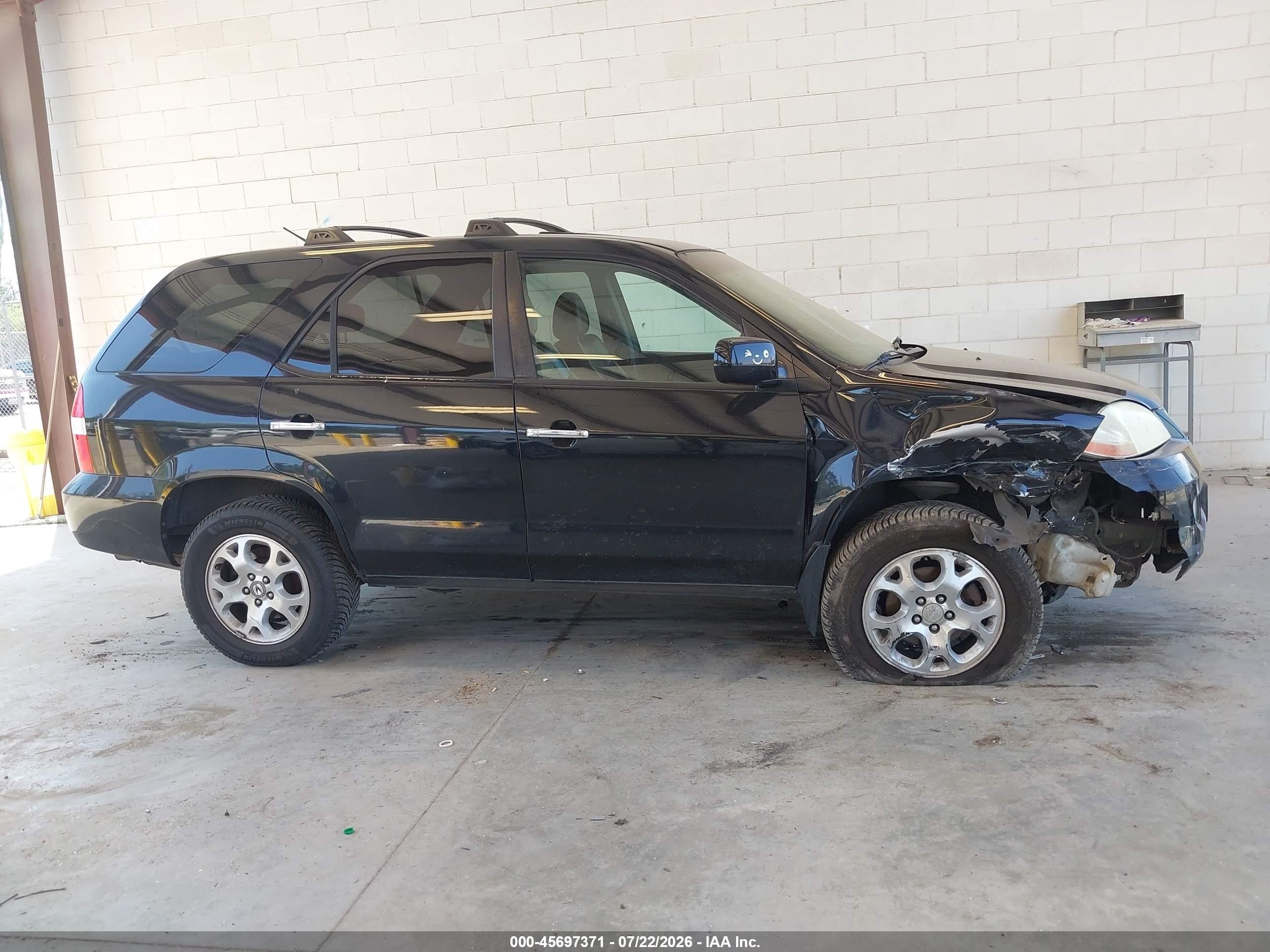 2002 Acura Mdx   Black vin: 2HNYD18642H520930