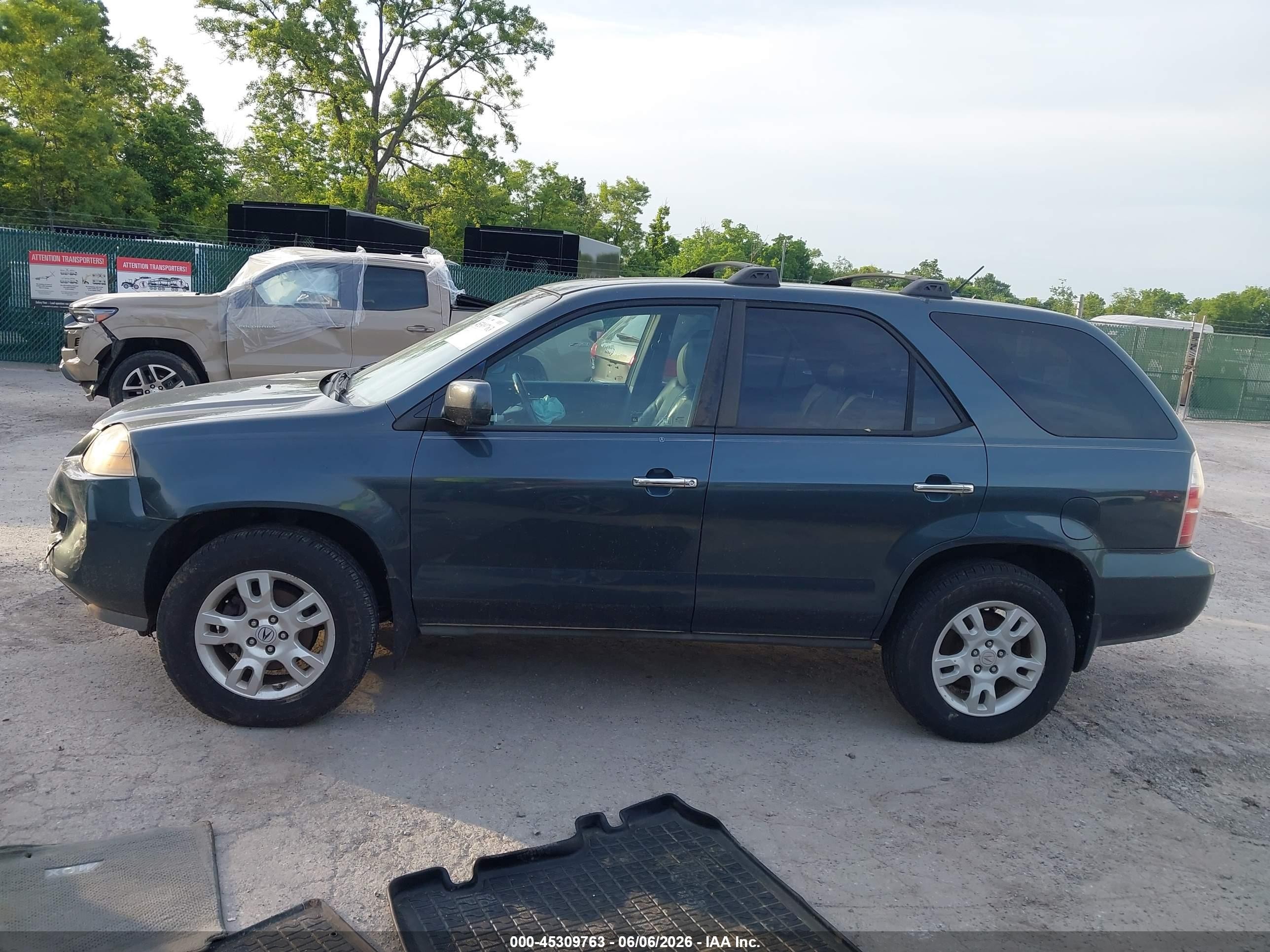 2004 Acura Mdx   Gray vin: 2HNYD18644H551842