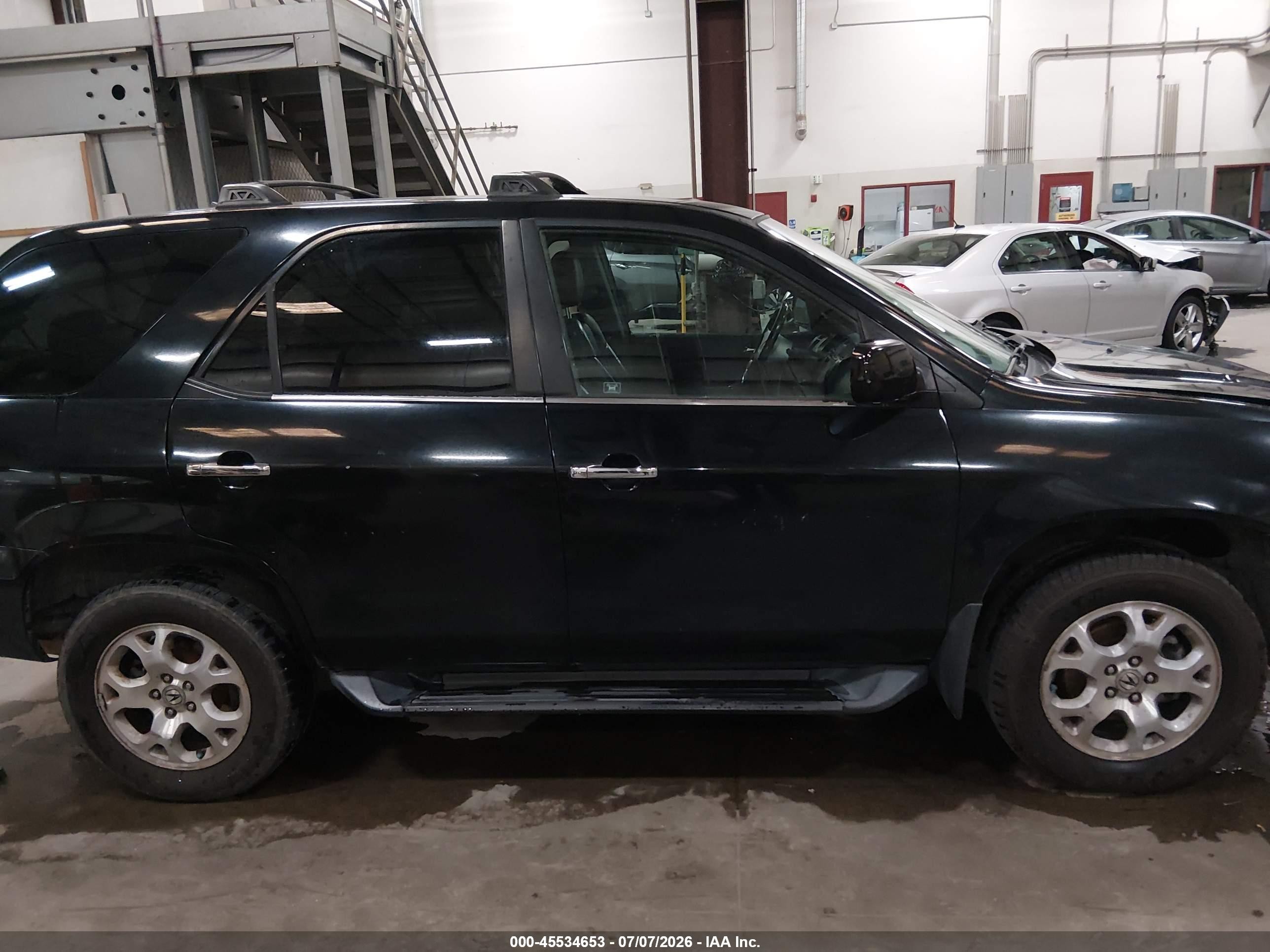2001 Acura Mdx   Black vin: 2HNYD18651H532180