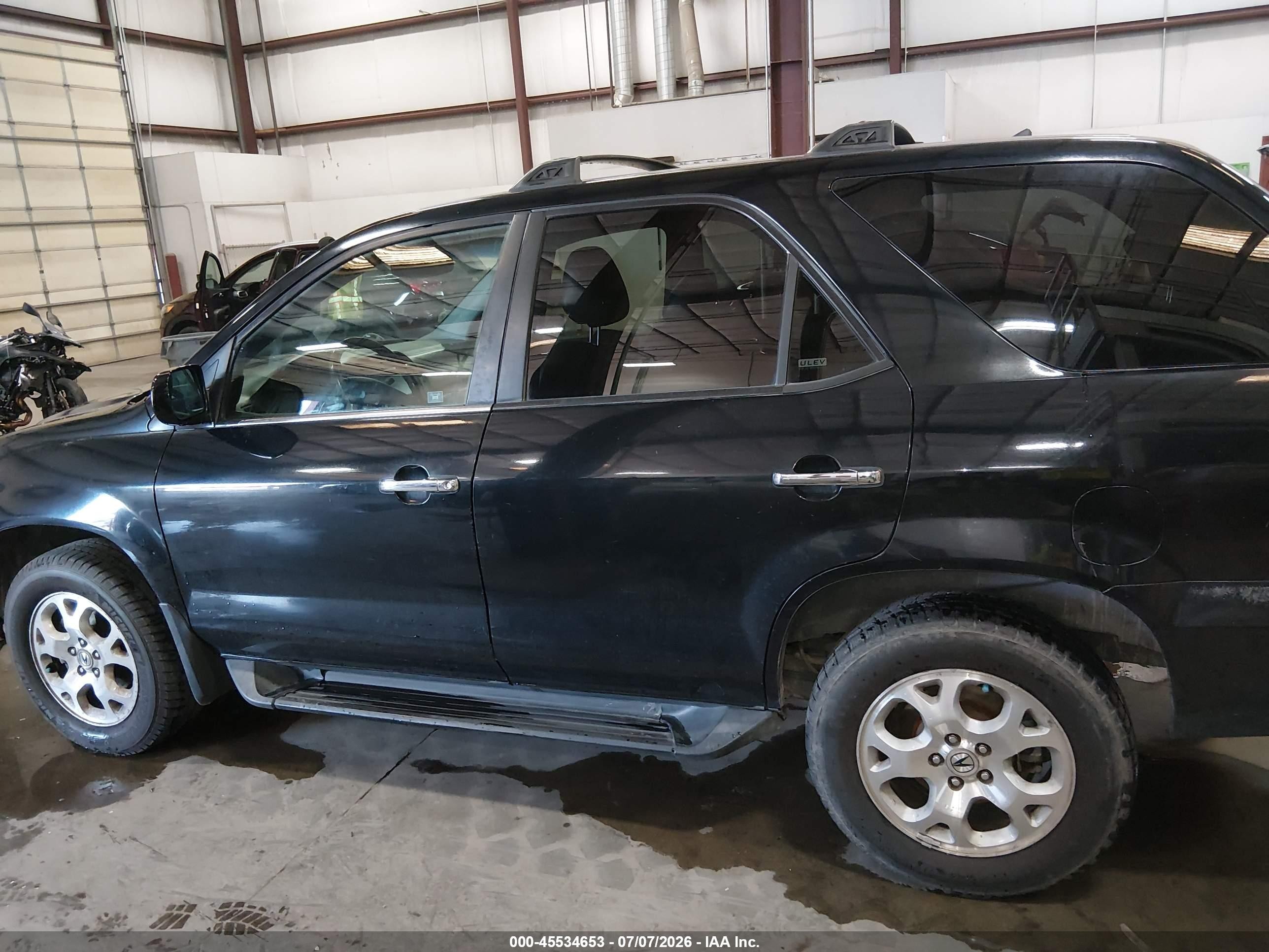 2001 Acura Mdx   Black vin: 2HNYD18651H532180