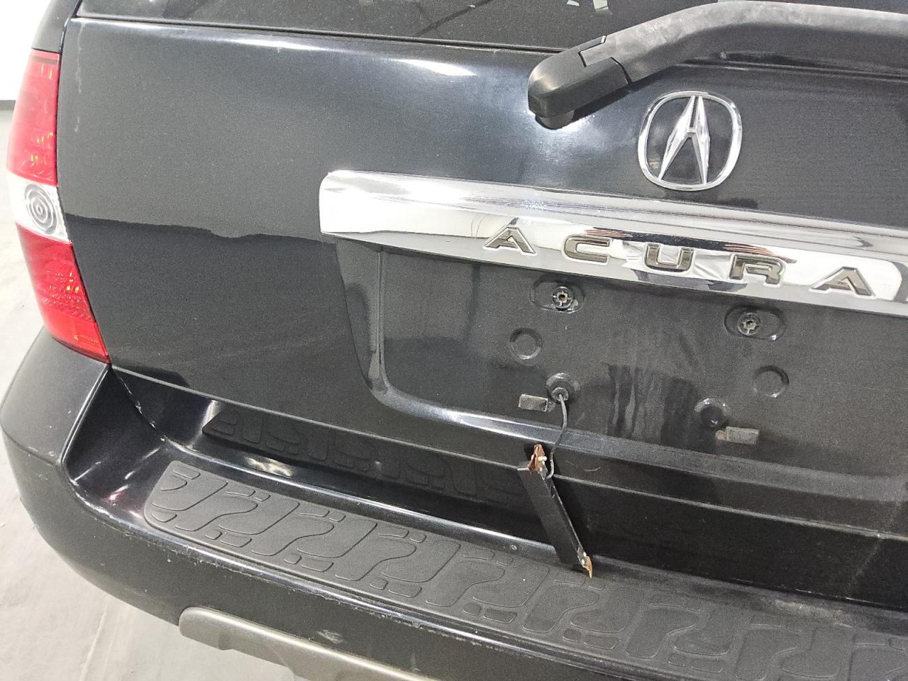 2003 Acura Mdx Touring Черный vin: 2HNYD18663H532255 Damage: Lift Gate, Chipped, 3