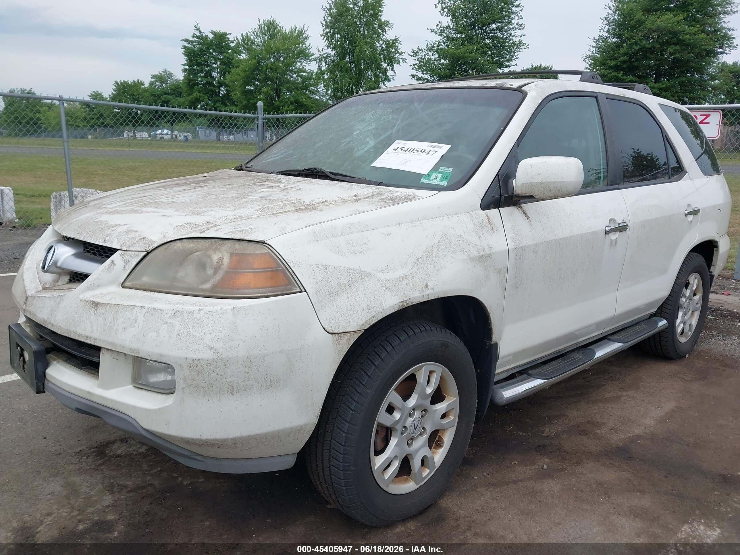 2005 Acura Mdx   White vin: 2HNYD18675H554347