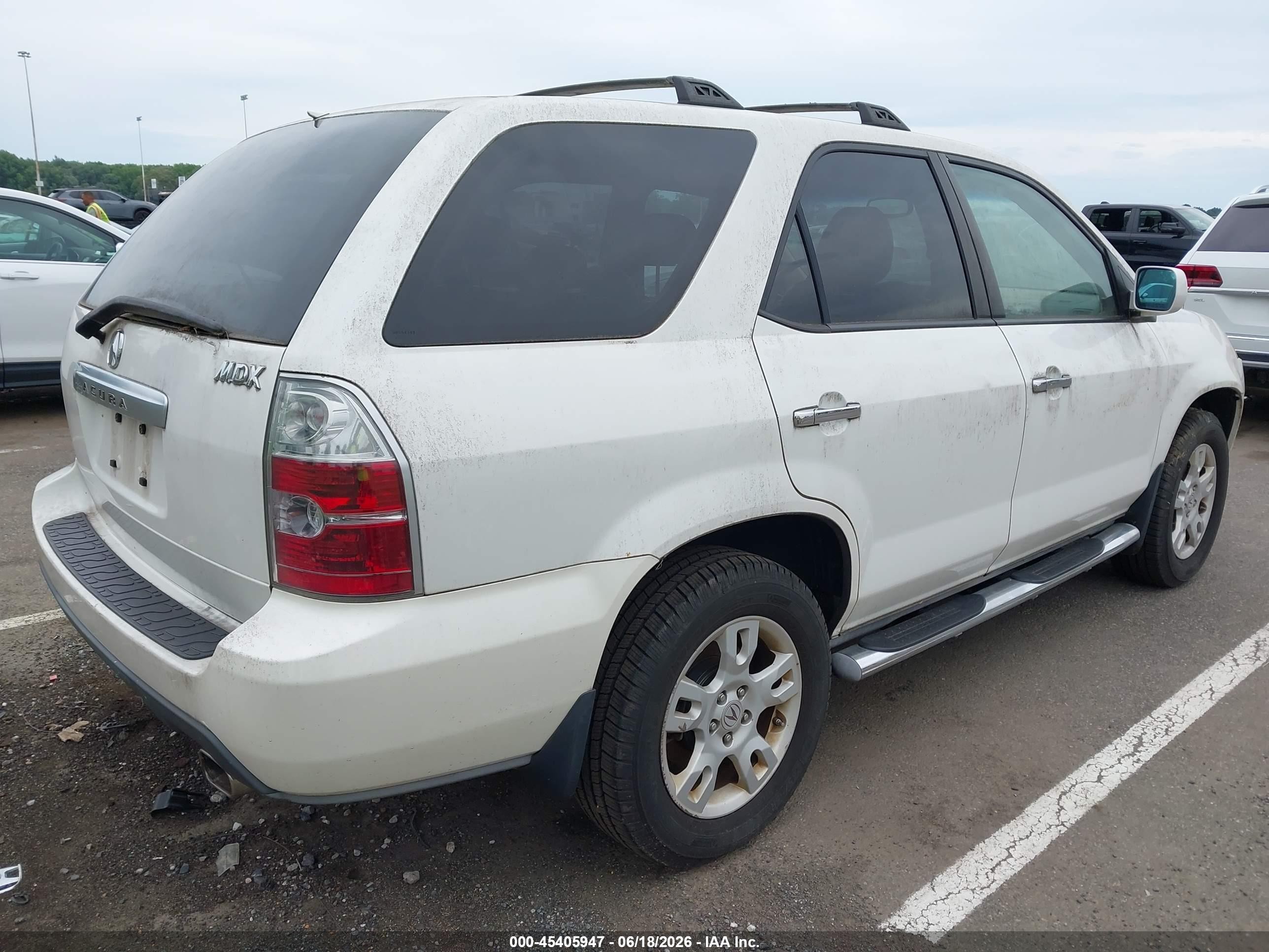 2005 Acura Mdx   White vin: 2HNYD18675H554347