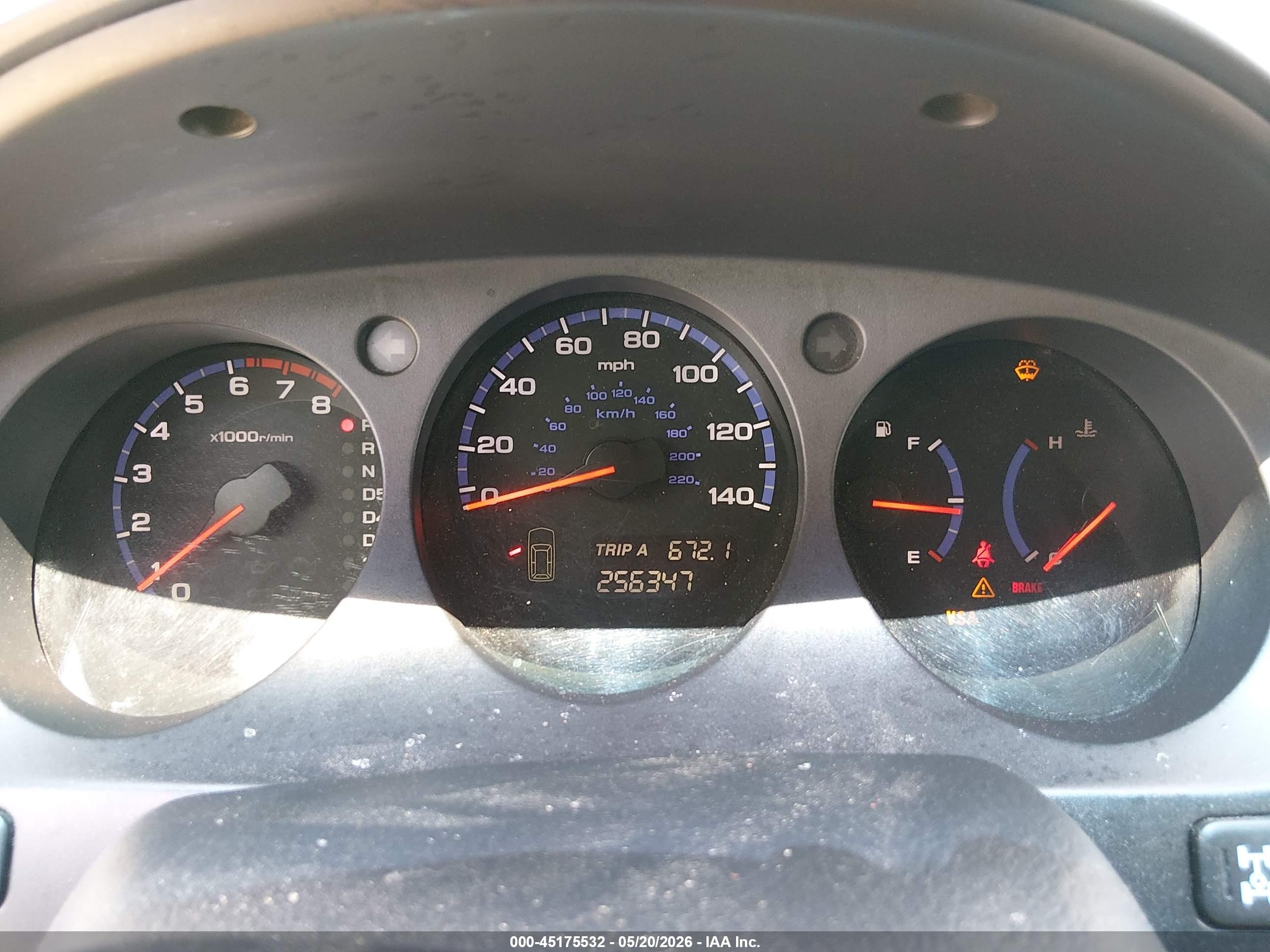 2006 Acura Mdx   White vin: 2HNYD18686H532472