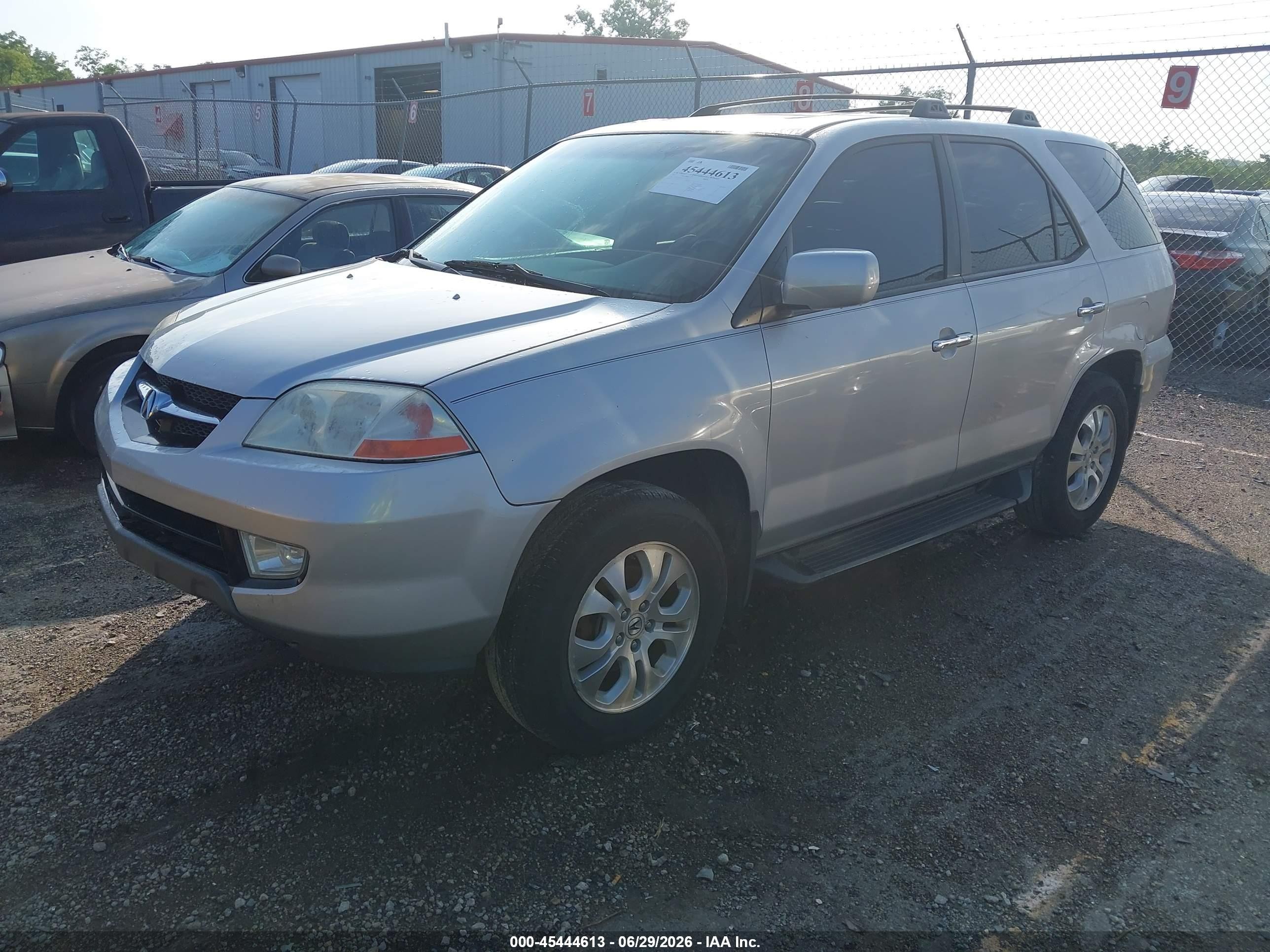 2003 Acura Mdx   Silver vin: 2HNYD186X3H539211