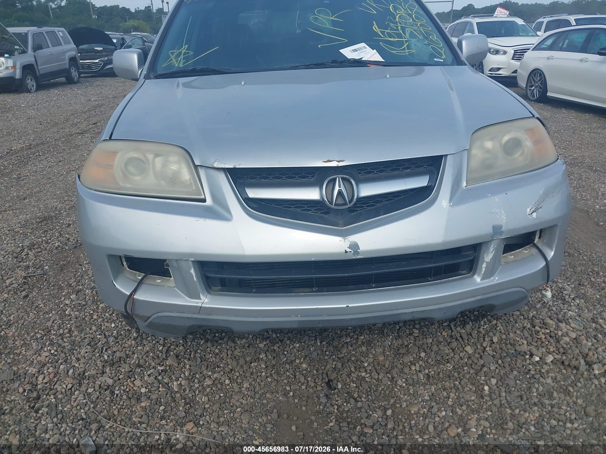 2004 Acura Mdx   Silver vin: 2HNYD18704H557615