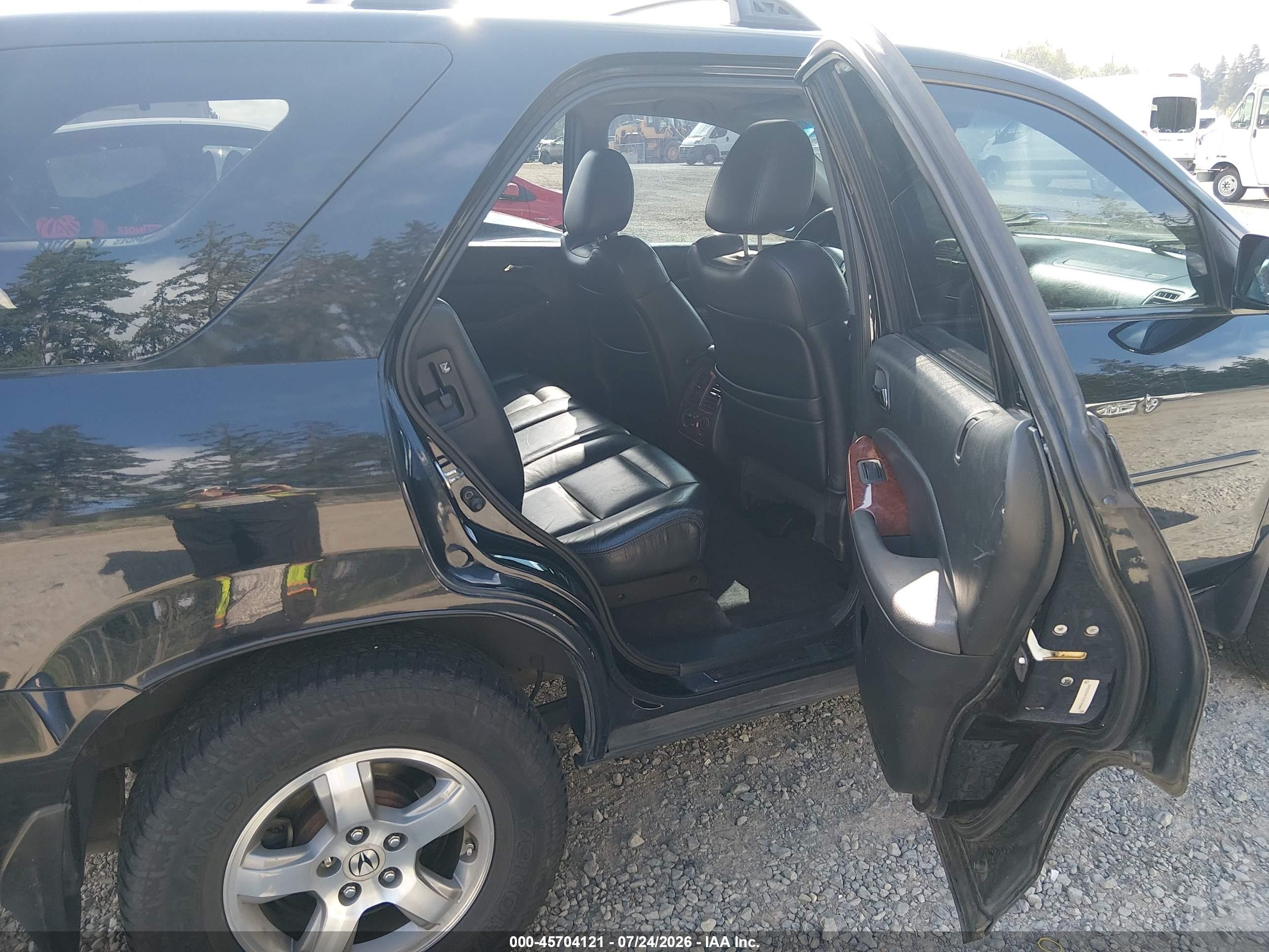 2003 Acura Mdx   Black vin: 2HNYD18743H502048