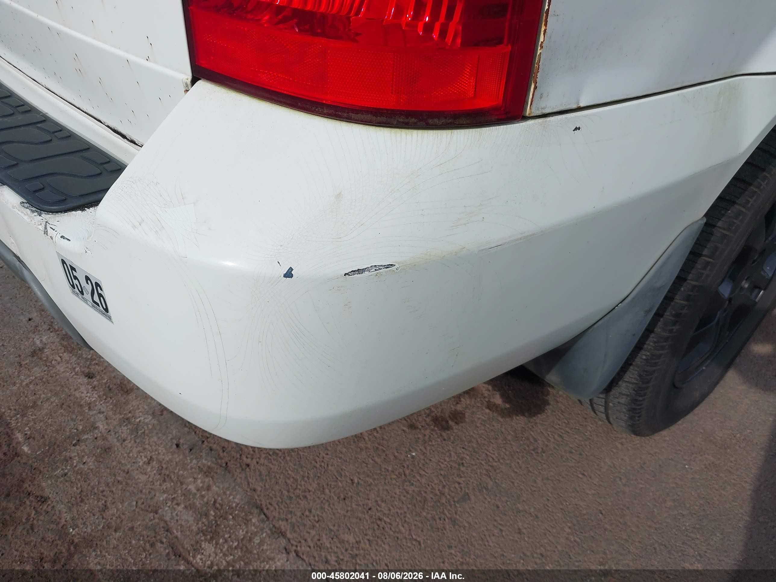 2003 Acura Mdx   White vin: 2HNYD18783H537952