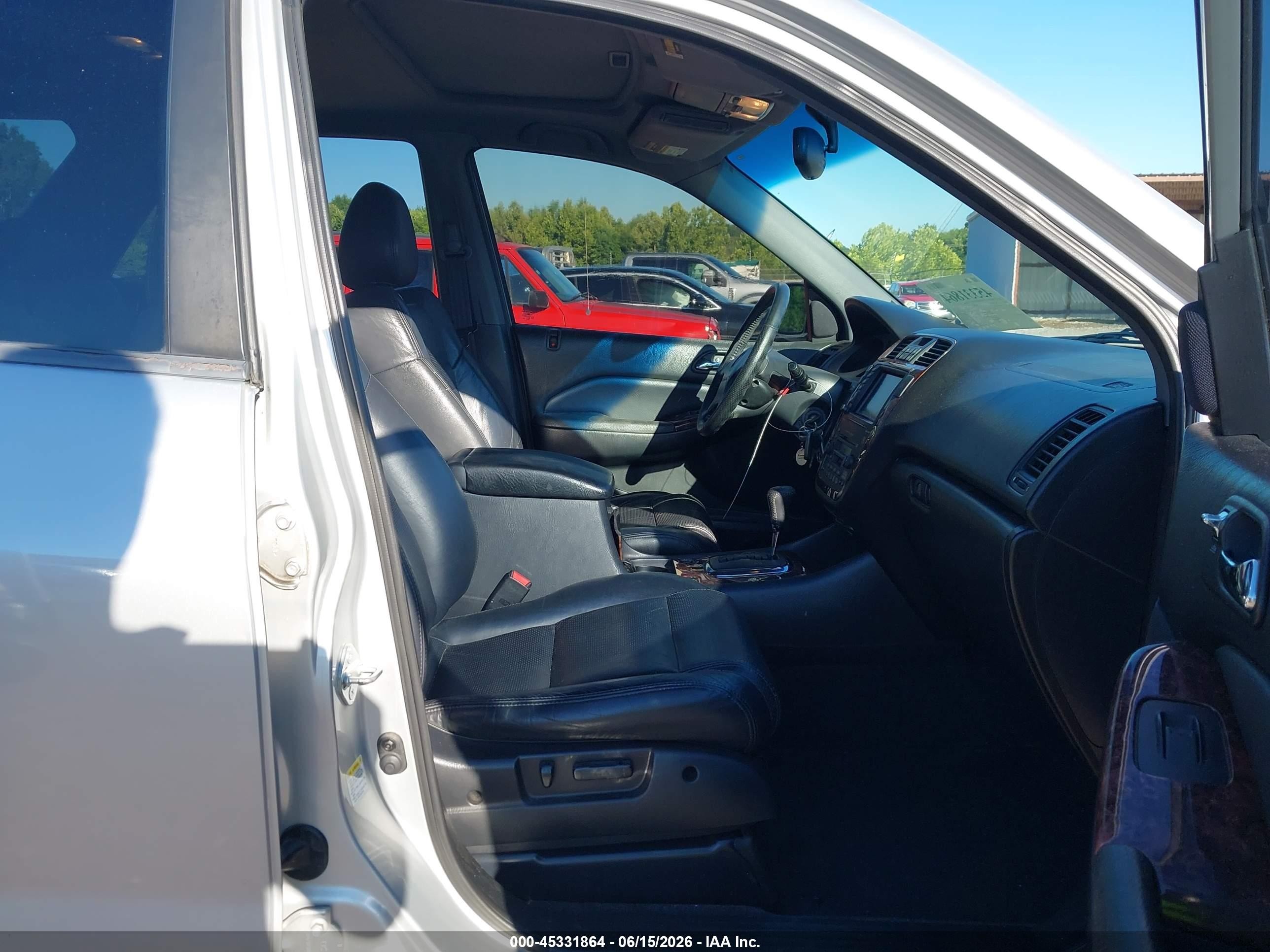2001 Acura Mdx   Серебряный vin: 2HNYD18841H538523