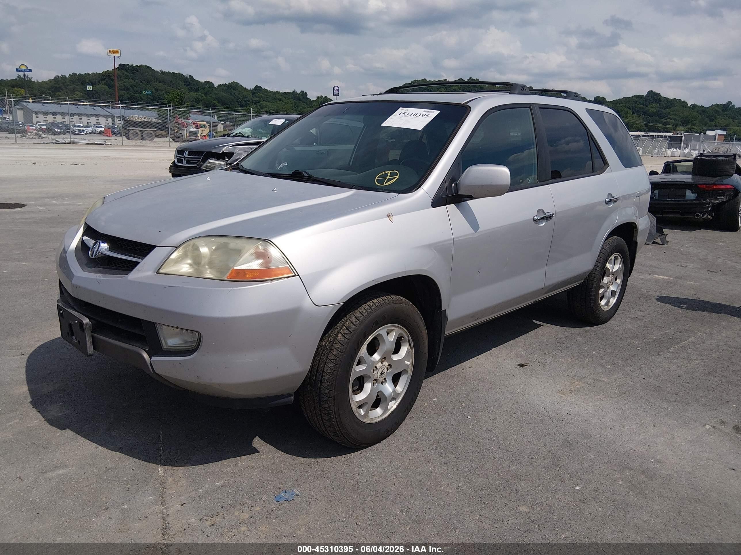 2001 Acura Mdx   Silver vin: 2HNYD18861H528771