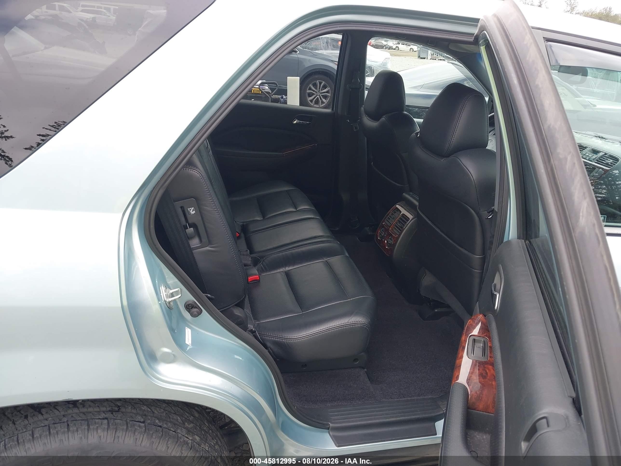 2002 Acura Mdx   Silver vin: 2HNYD188X2H537247