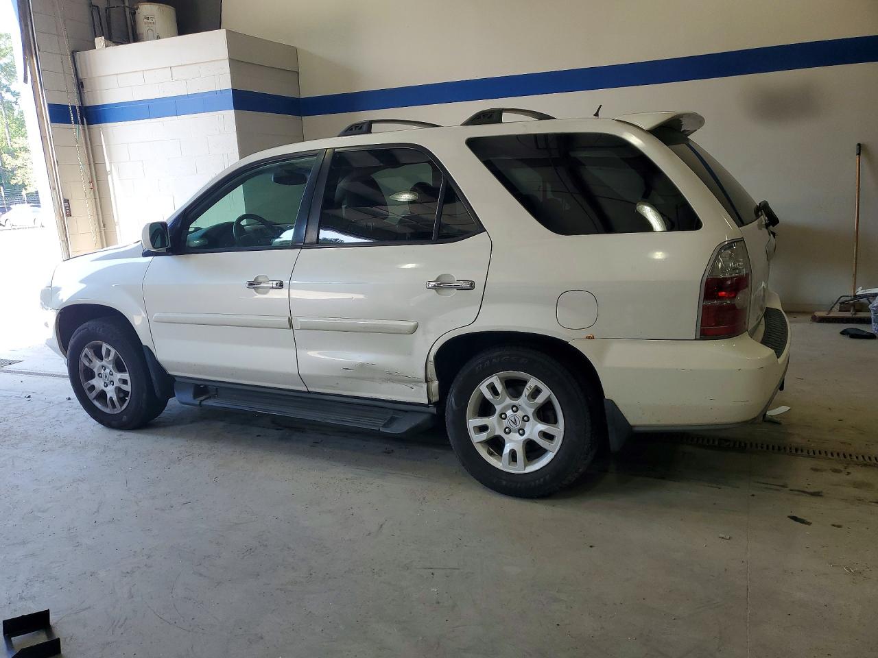 2005 Acura Mdx Touring White vin: 2HNYD18915H558887