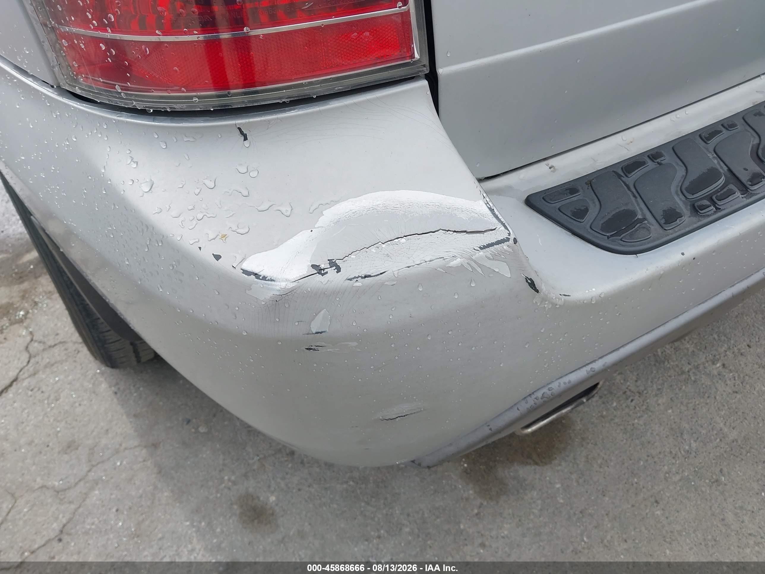 2006 Acura Mdx   Silver vin: 2HNYD18956H506129
