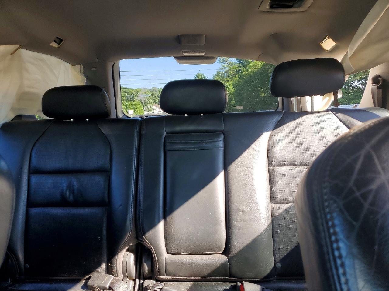 2005 Acura Mdx Touring Silver vin: 2HNYD18985H501232