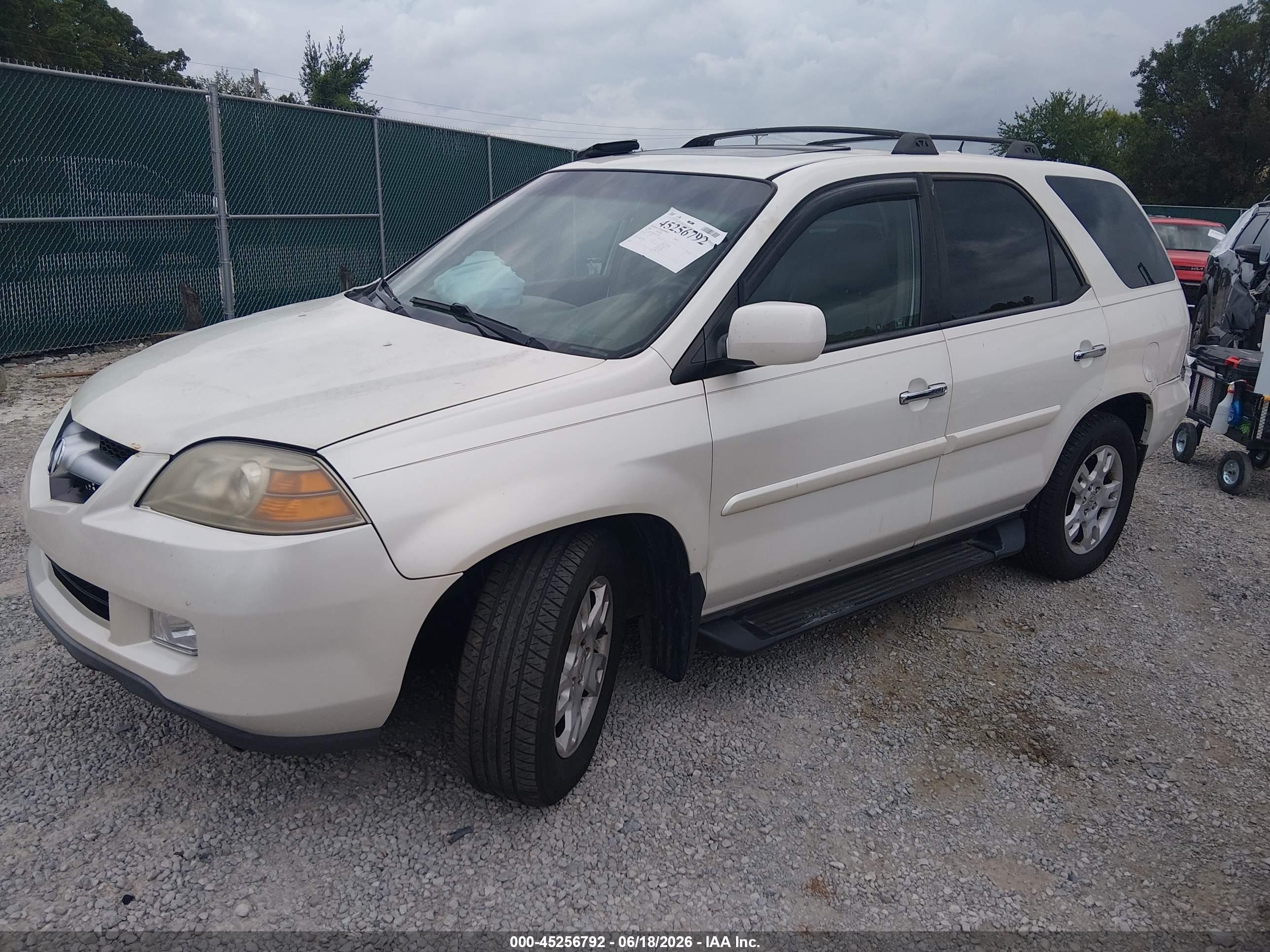 2005 Acura Mdx   White vin: 2HNYD18985H518368