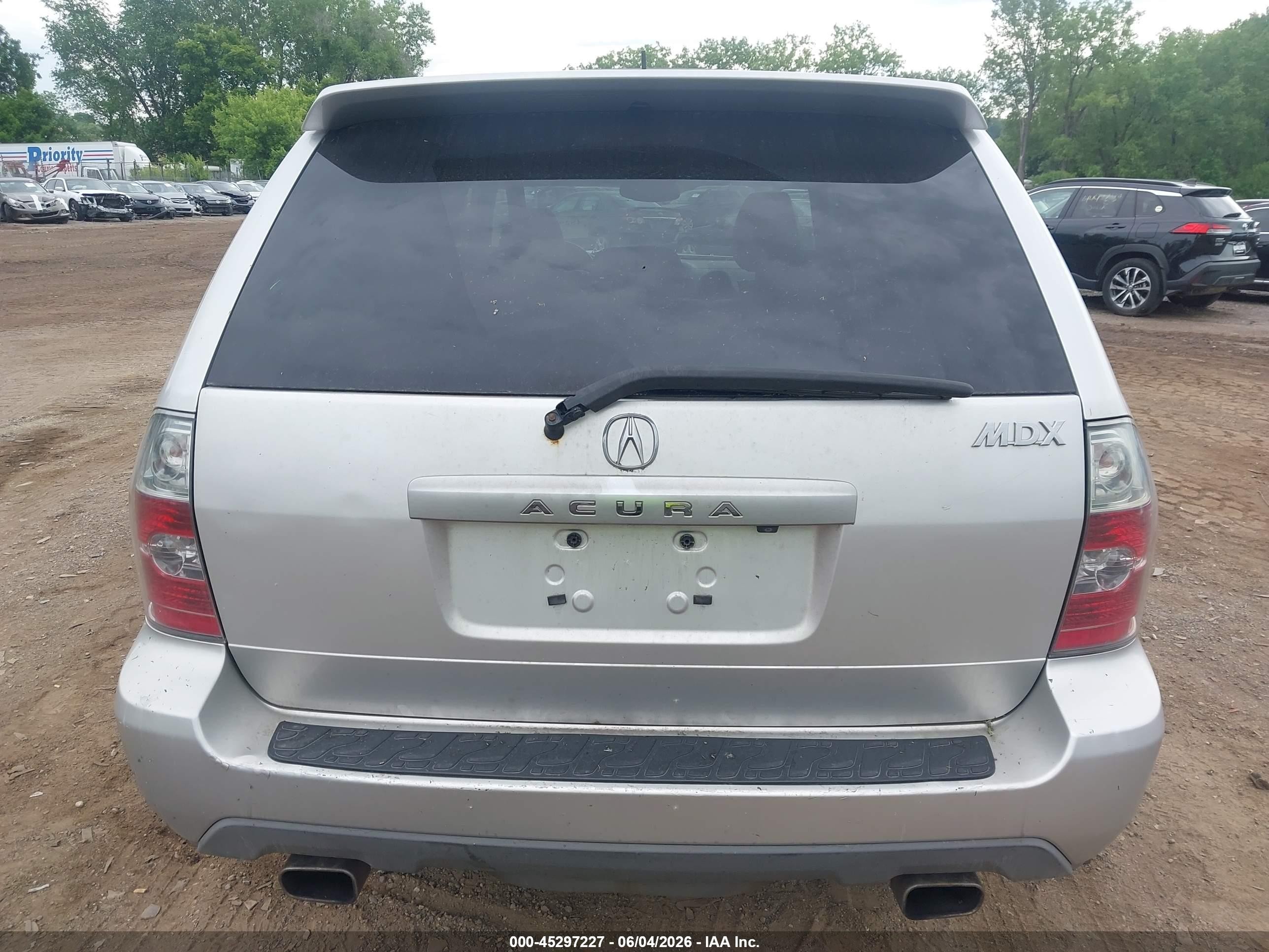 2006 Acura Mdx   Silver vin: 2HNYD18986H503063