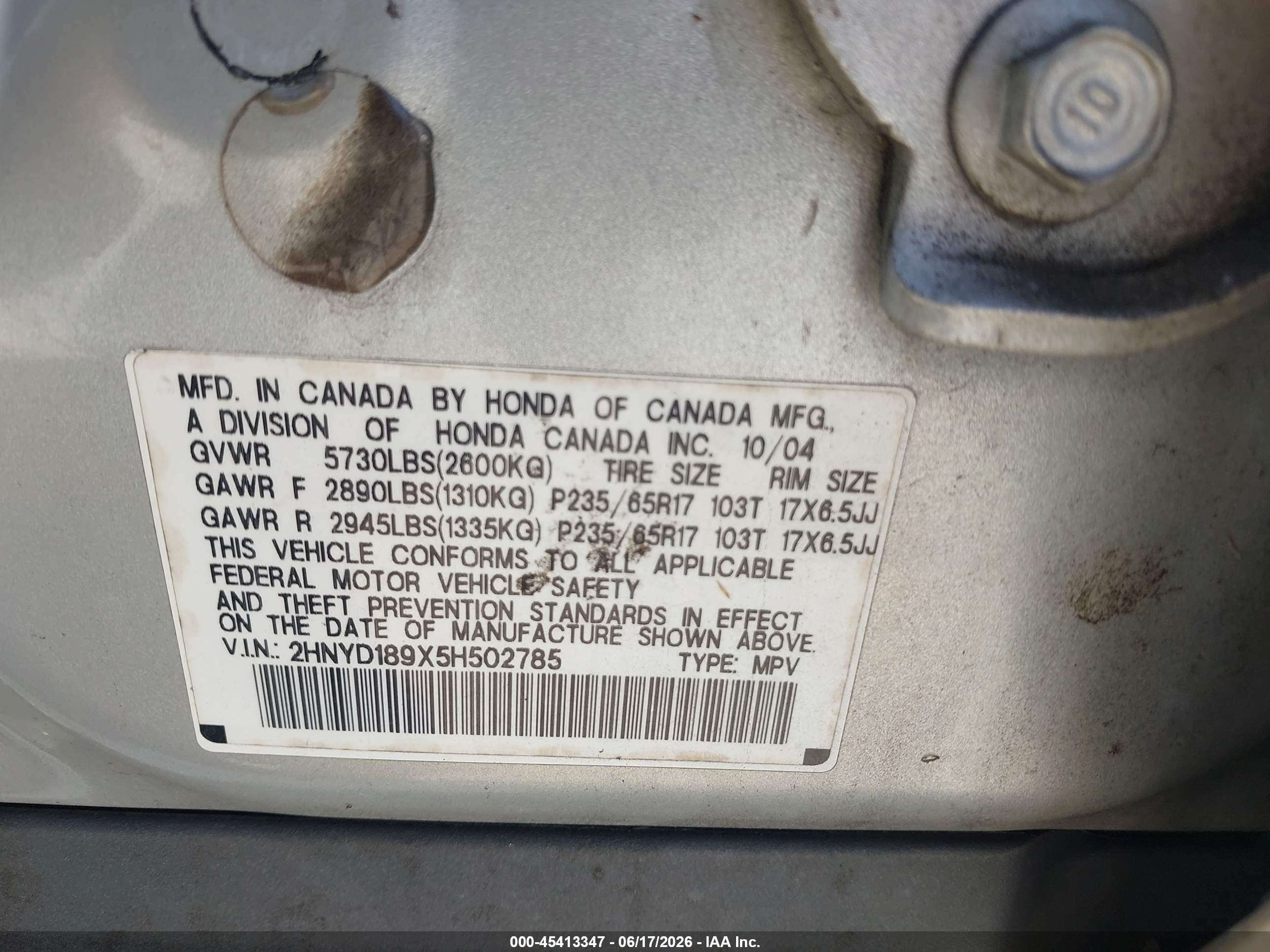 2005 Acura Mdx   Silver vin: 2HNYD189X5H502785