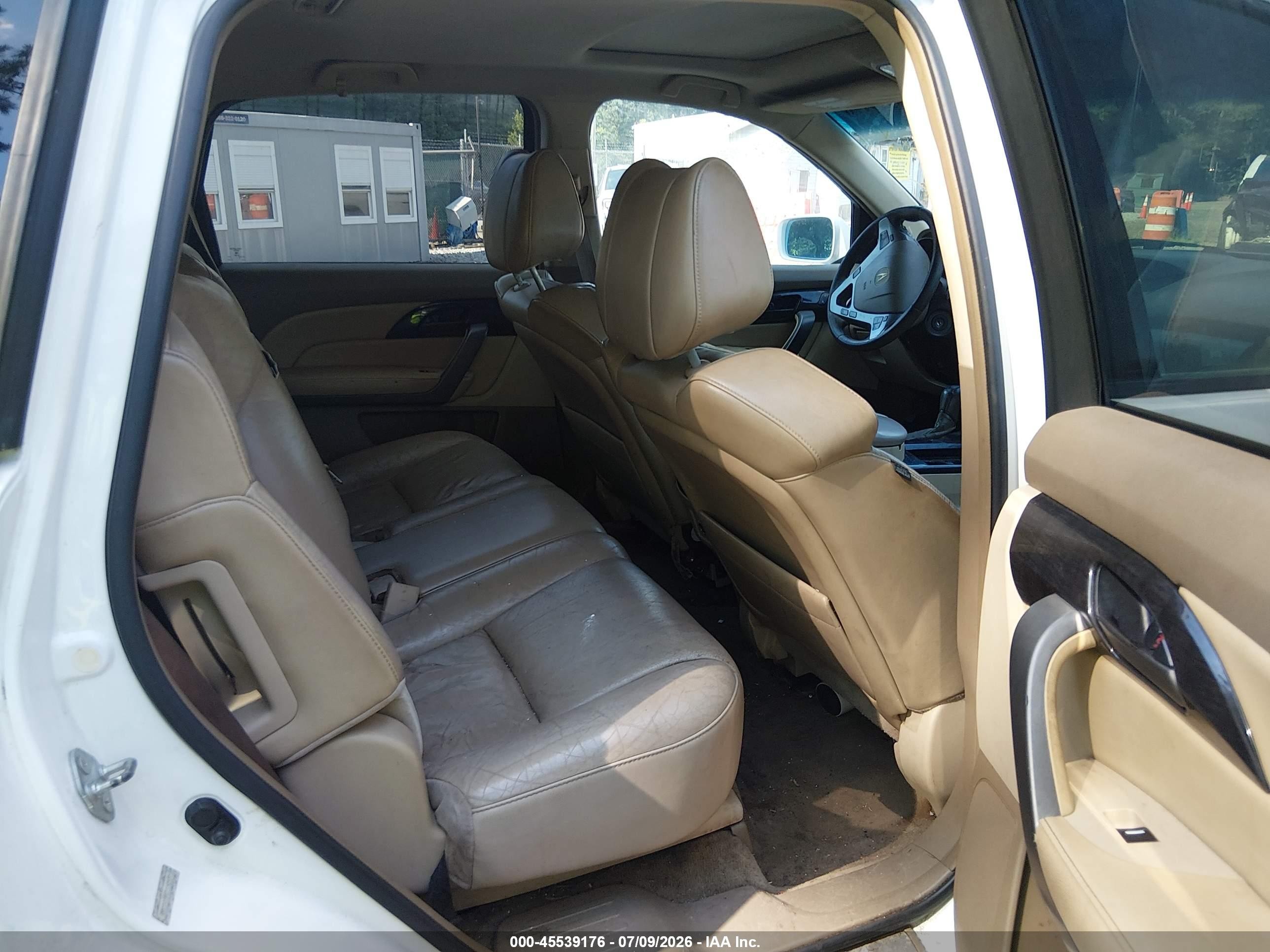 2007 Acura Mdx   White vin: 2HNYD28217H543477