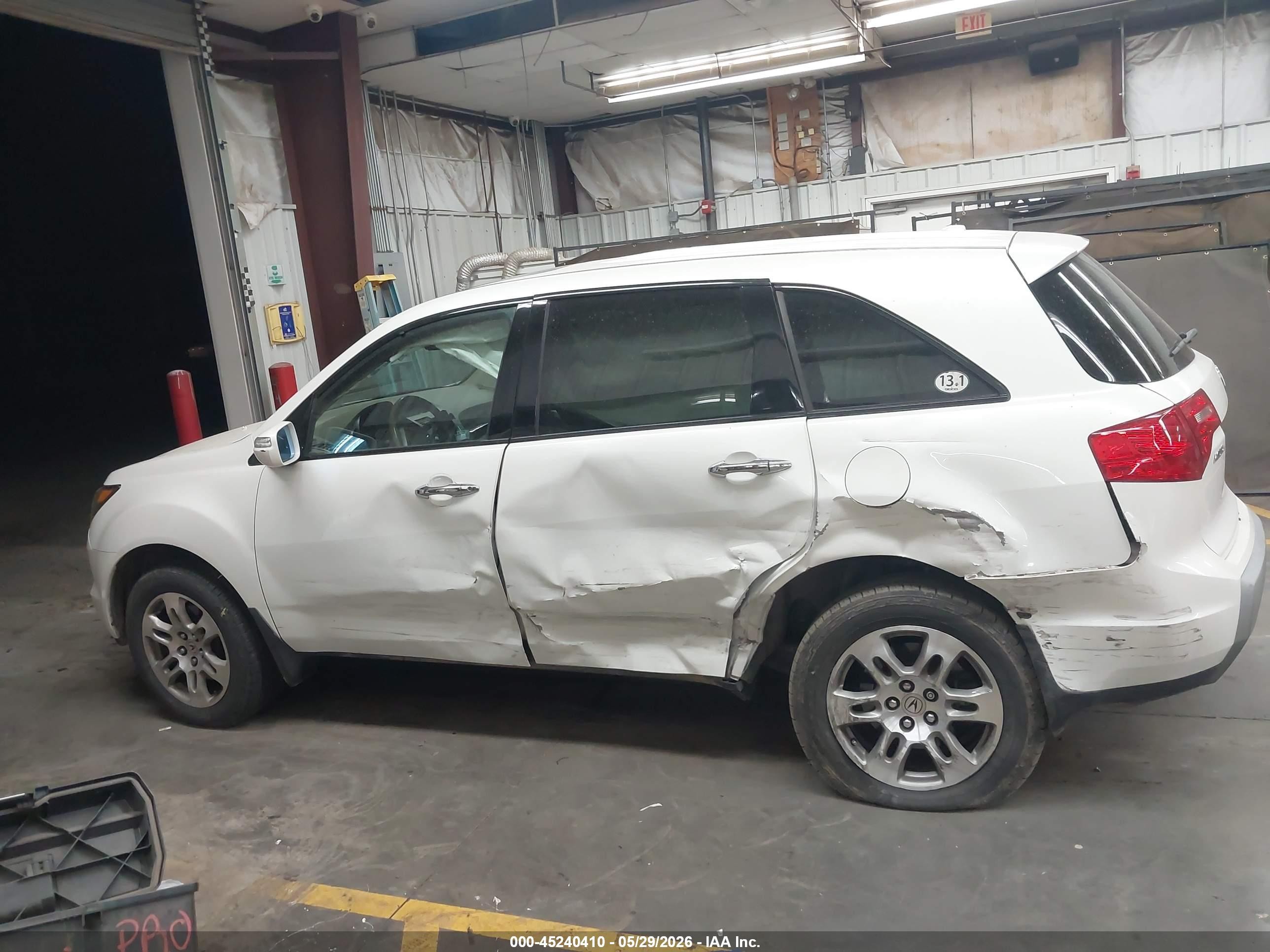 2009 Acura Mdx   White vin: 2HNYD28259H520108