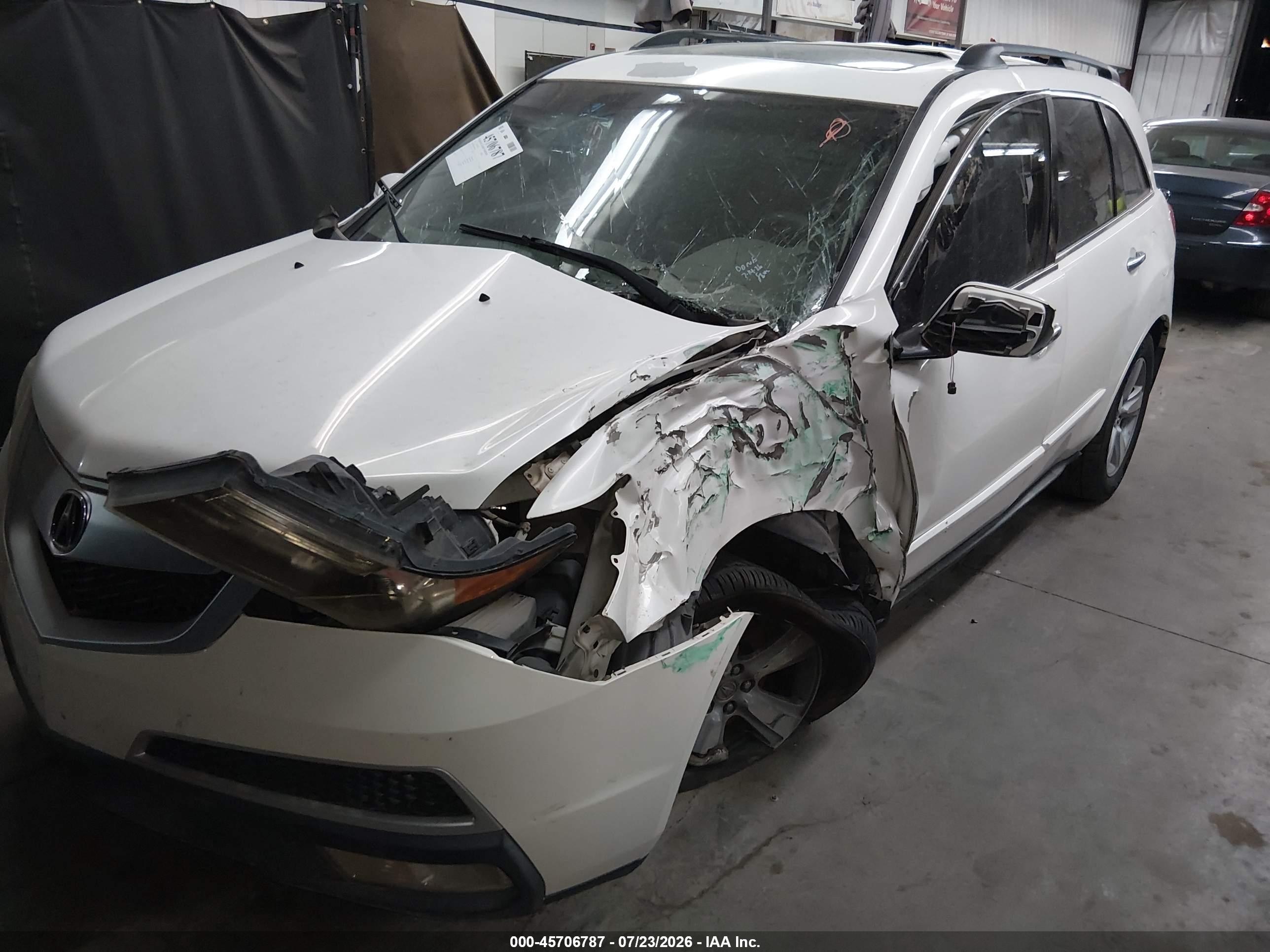 2011 Acura Mdx   White vin: 2HNYD2H20BH507434