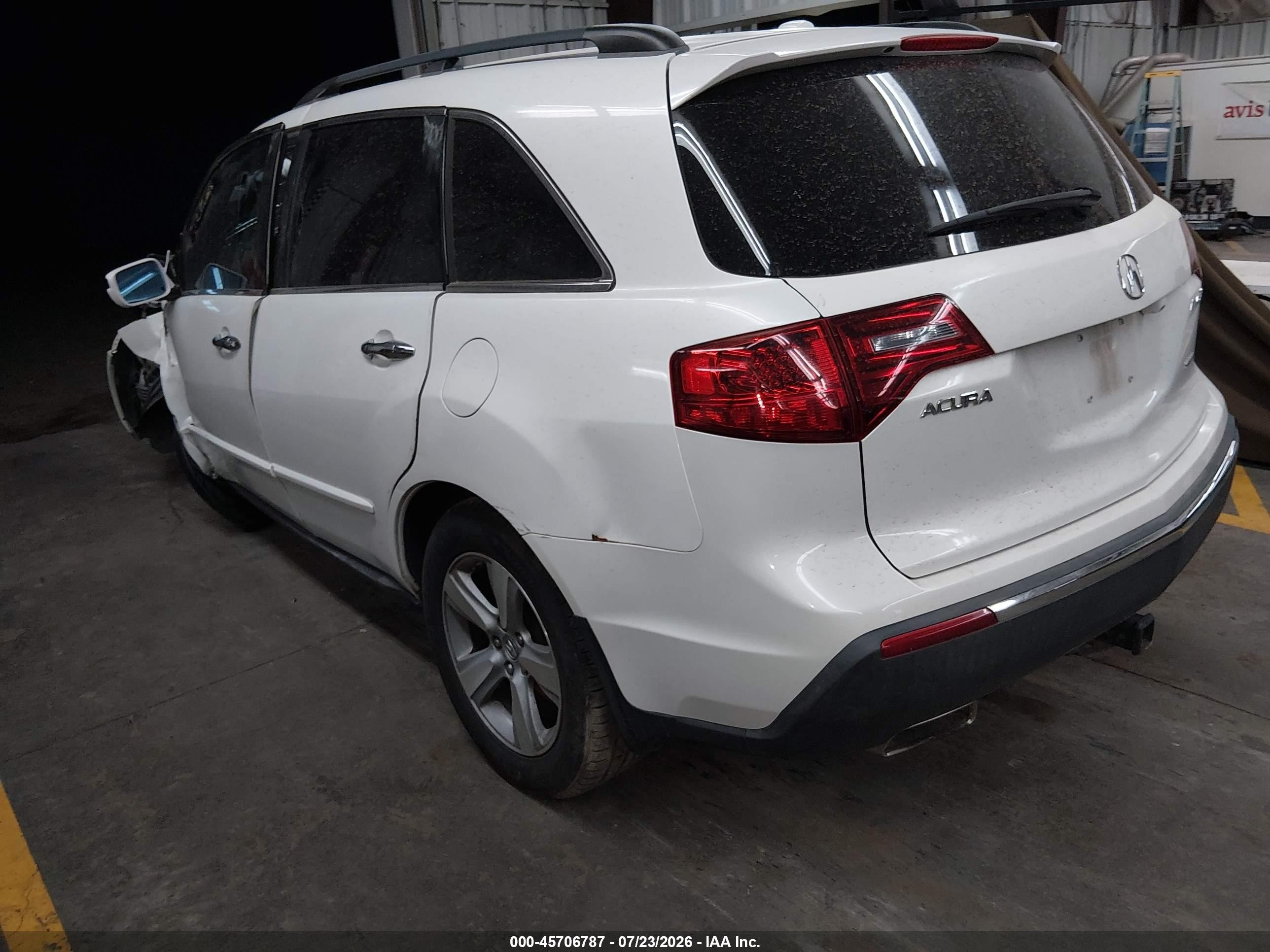 2011 Acura Mdx   White vin: 2HNYD2H20BH507434
