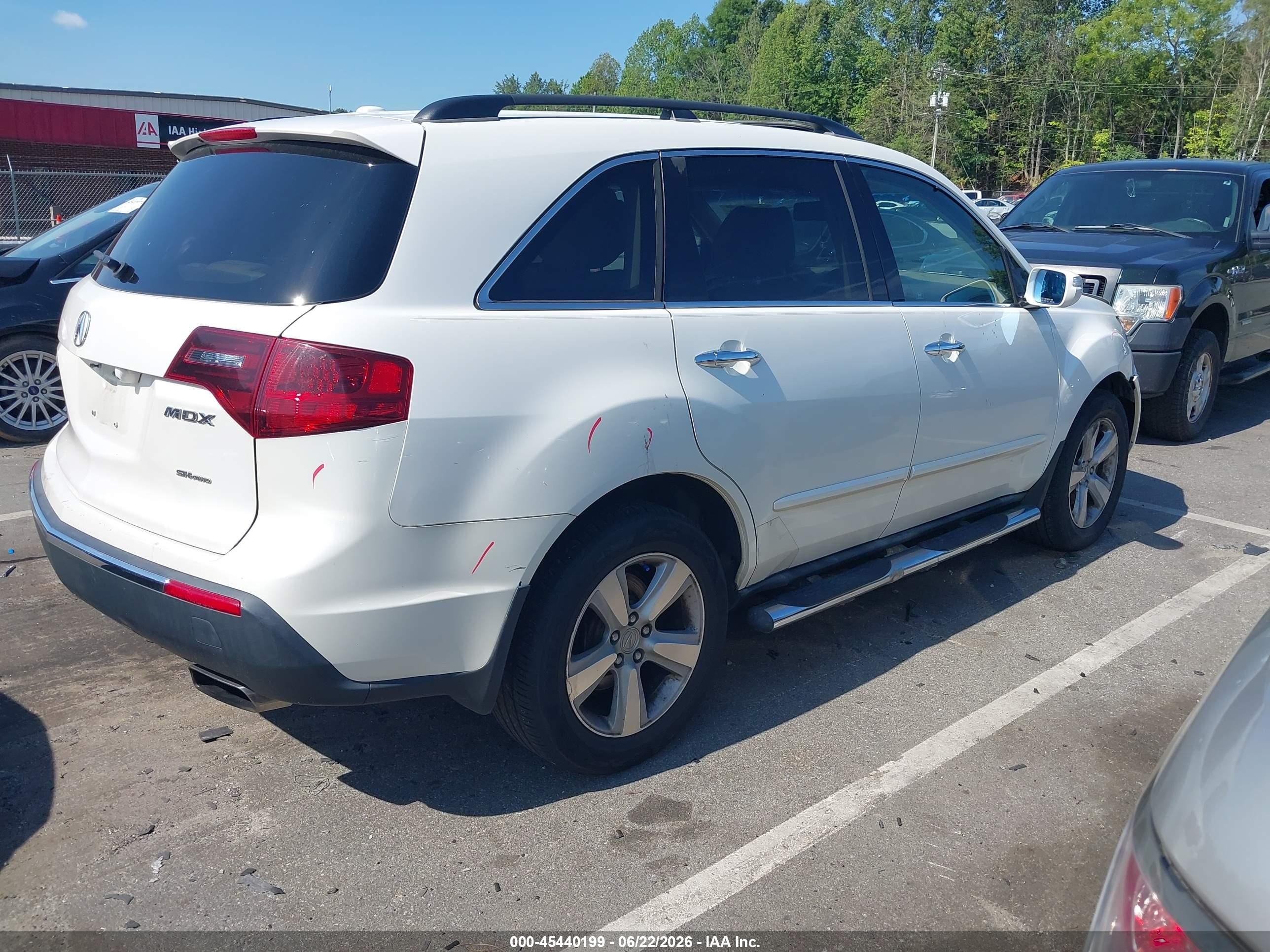 2010 Acura Mdx   White vin: 2HNYD2H21AH504394