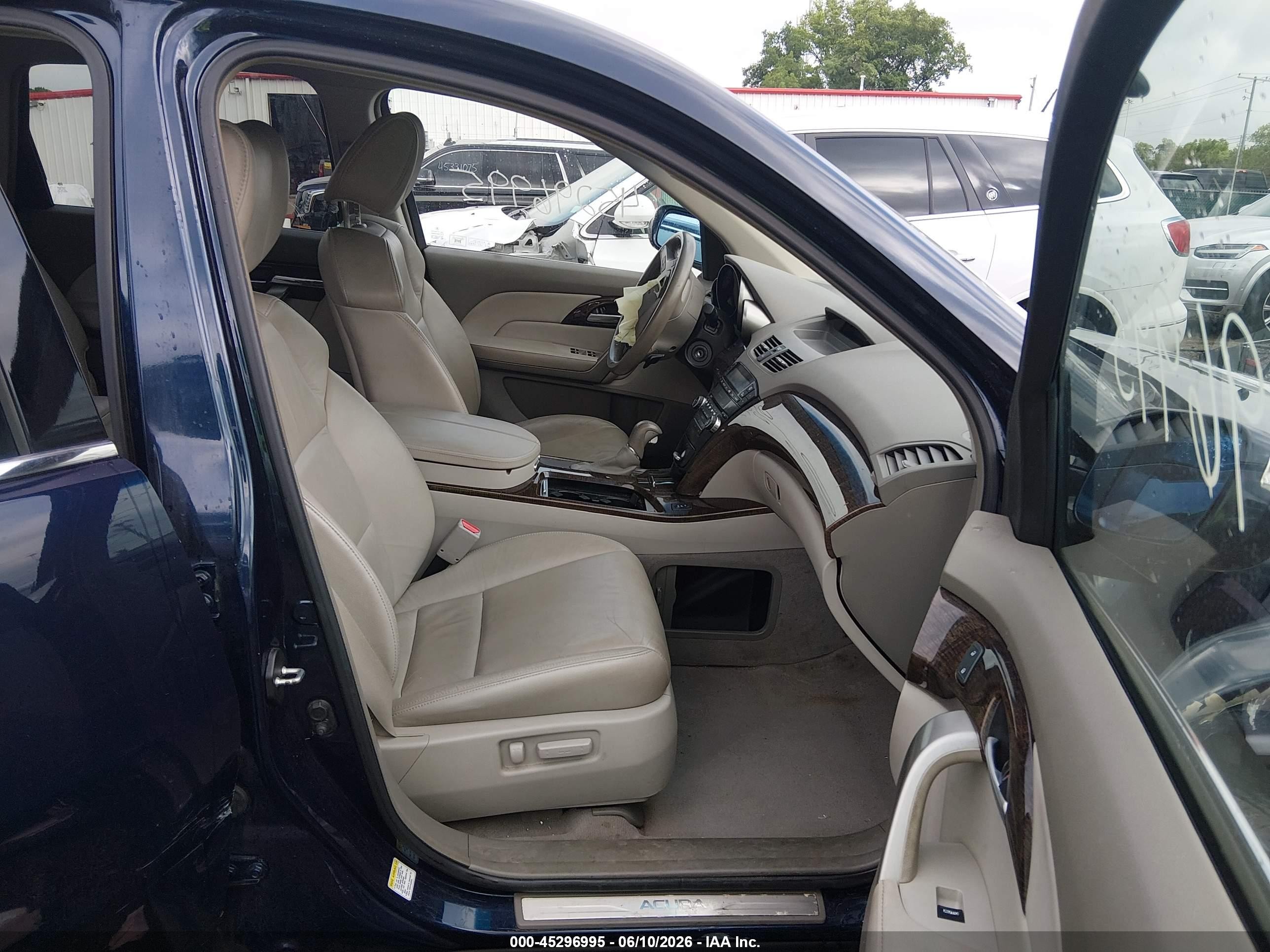 2012 Acura Mdx   Black vin: 2HNYD2H21CH530481